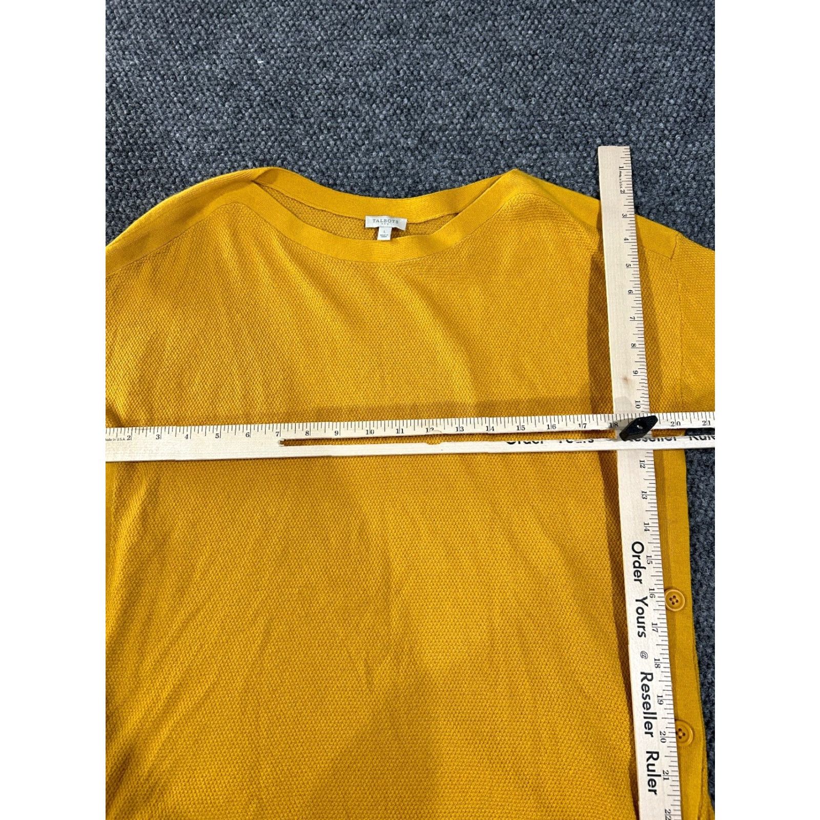 Talbots Talbots Sweater Womens L Yellow Knit Button Shoulder Long Sleeve Pullover Crew Neck Size L / US 10 / IT 46 - 4 Thumbnail