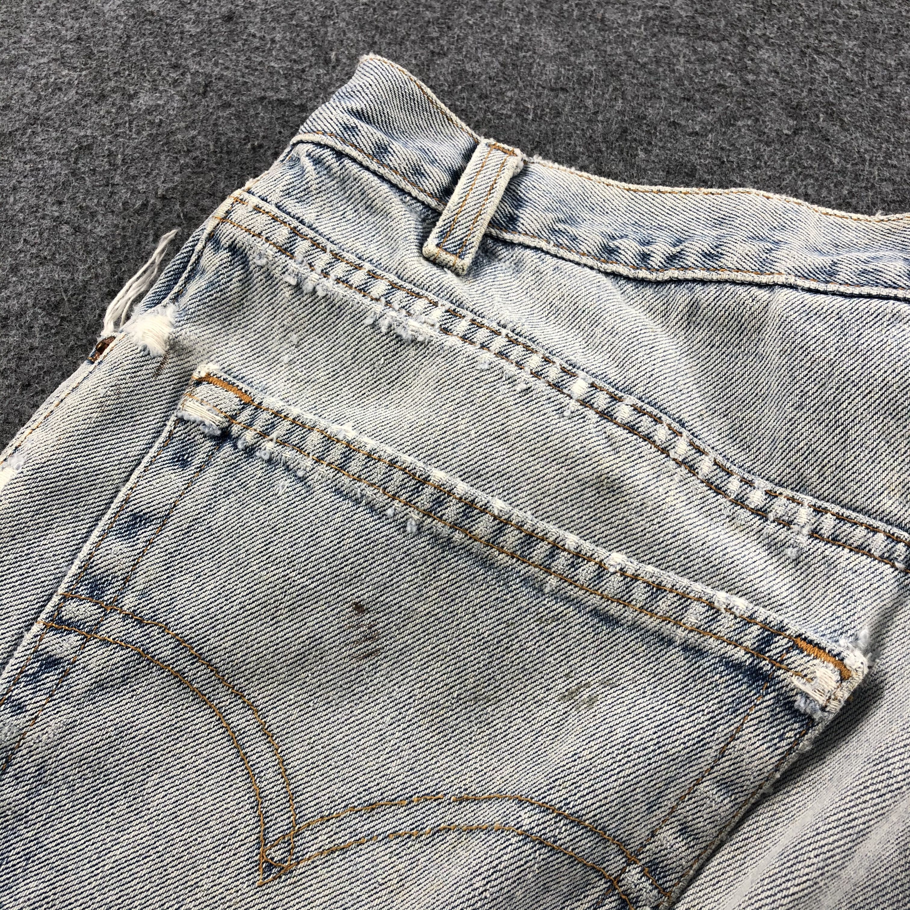 Levi's × Vintage Vintage 90s Light Wash Levis 550 Jeans-JM1189 Size US 36 / EU 52 - 7 Thumbnail