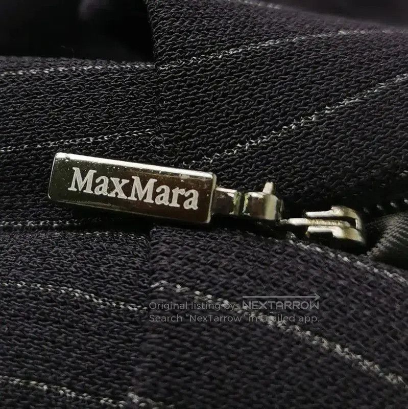 Max Mara MaxMara Elegant Knitted Dress in Deep Blue . Size M / US 6-8 / IT 42-44 - 3 Thumbnail