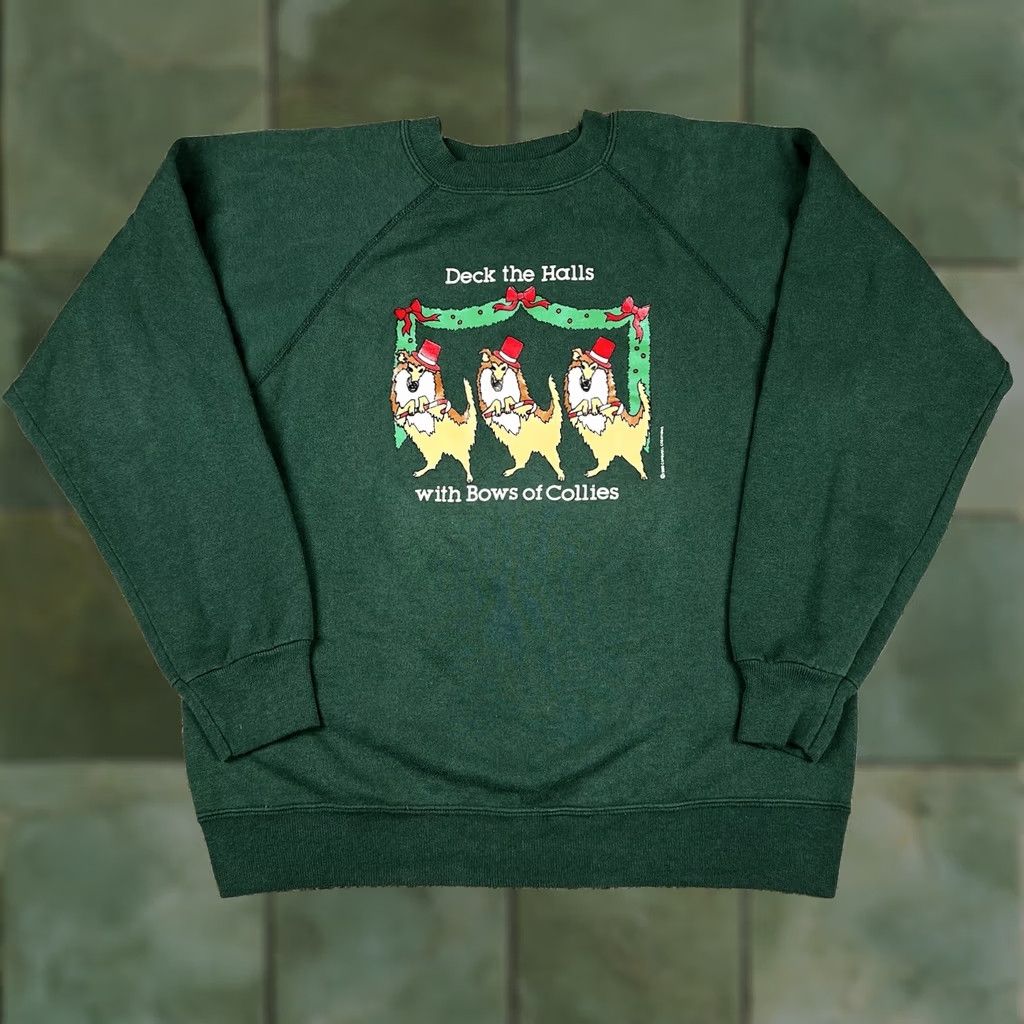 Hanes VINTAGE Hanes Sweatshirt Christmas Collie Dog Graphic Crewneck Large 1993 Made USA Green 90s Boys Mens Womens Unisex Adults Shirt Pullover Size US L / EU 52-54 / 3 - 1 Thumbnail