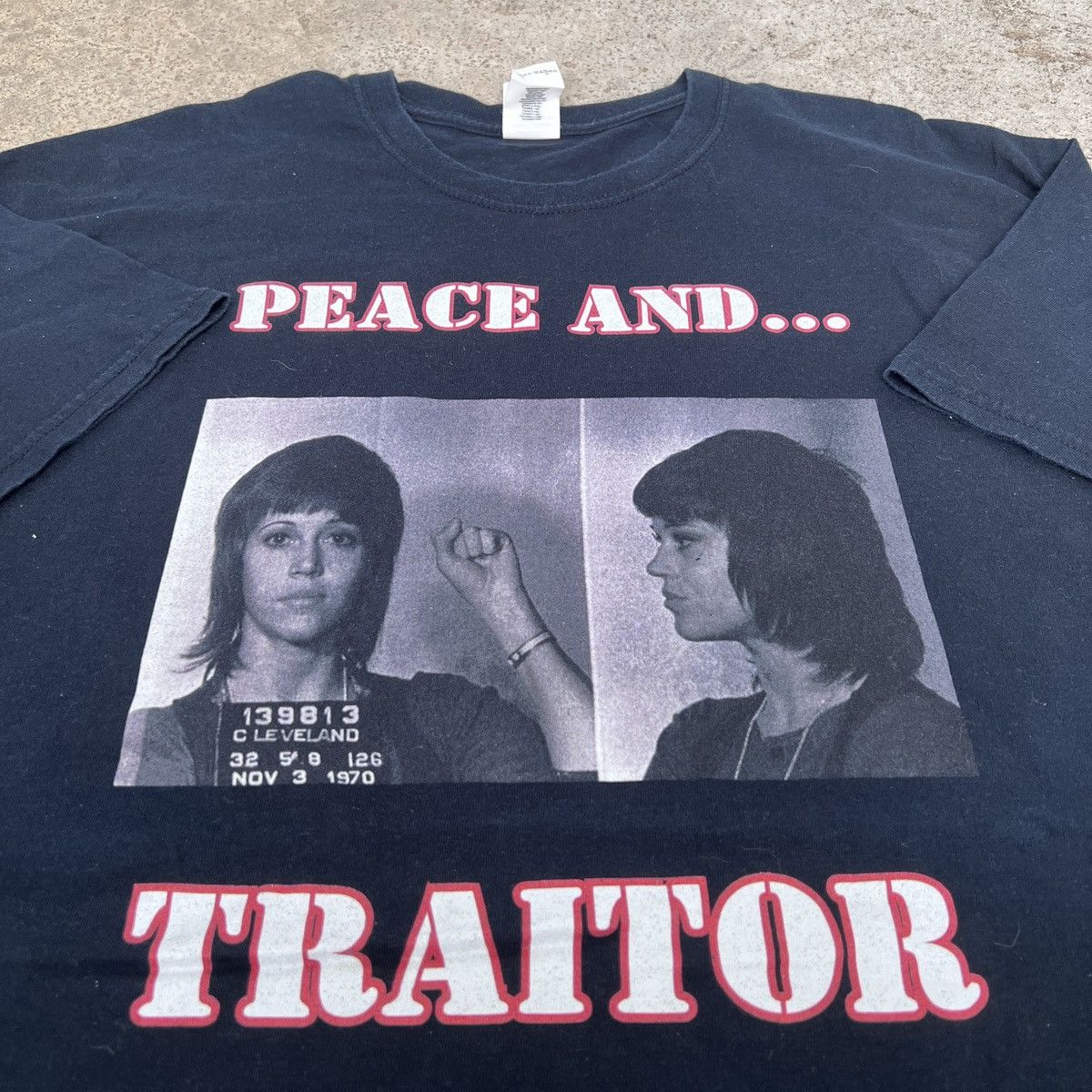 Vintage Vintage Y2K Jane Fonda Tee XL Actress activist Size US XL / EU 56 / 4 - 1 Thumbnail