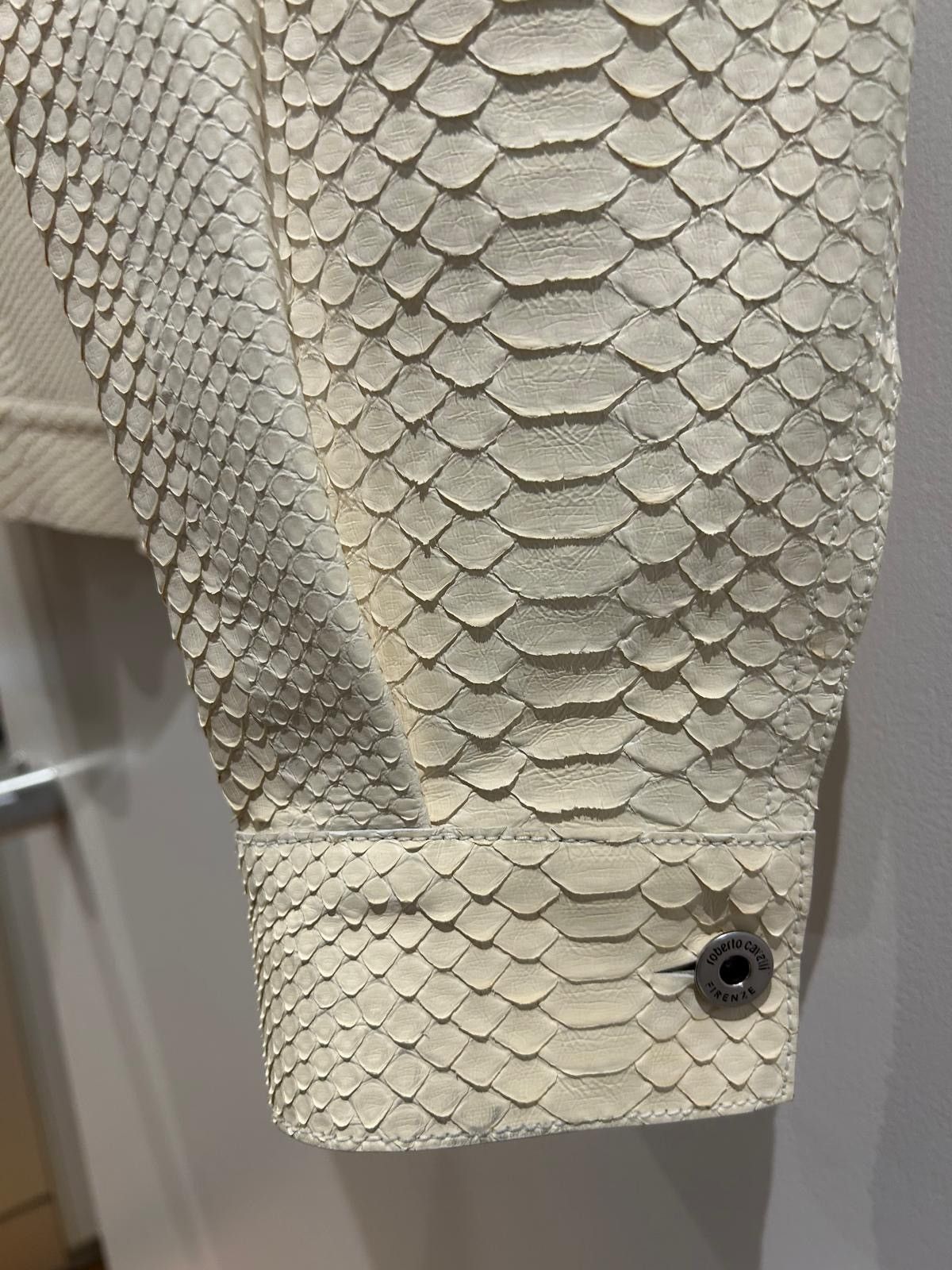 Roberto Cavalli Roberto Cavalli Burmese Python Snakeskin Jacket – Ivory – 52 Size US L / EU 52-54 / 3 - 11 Thumbnail