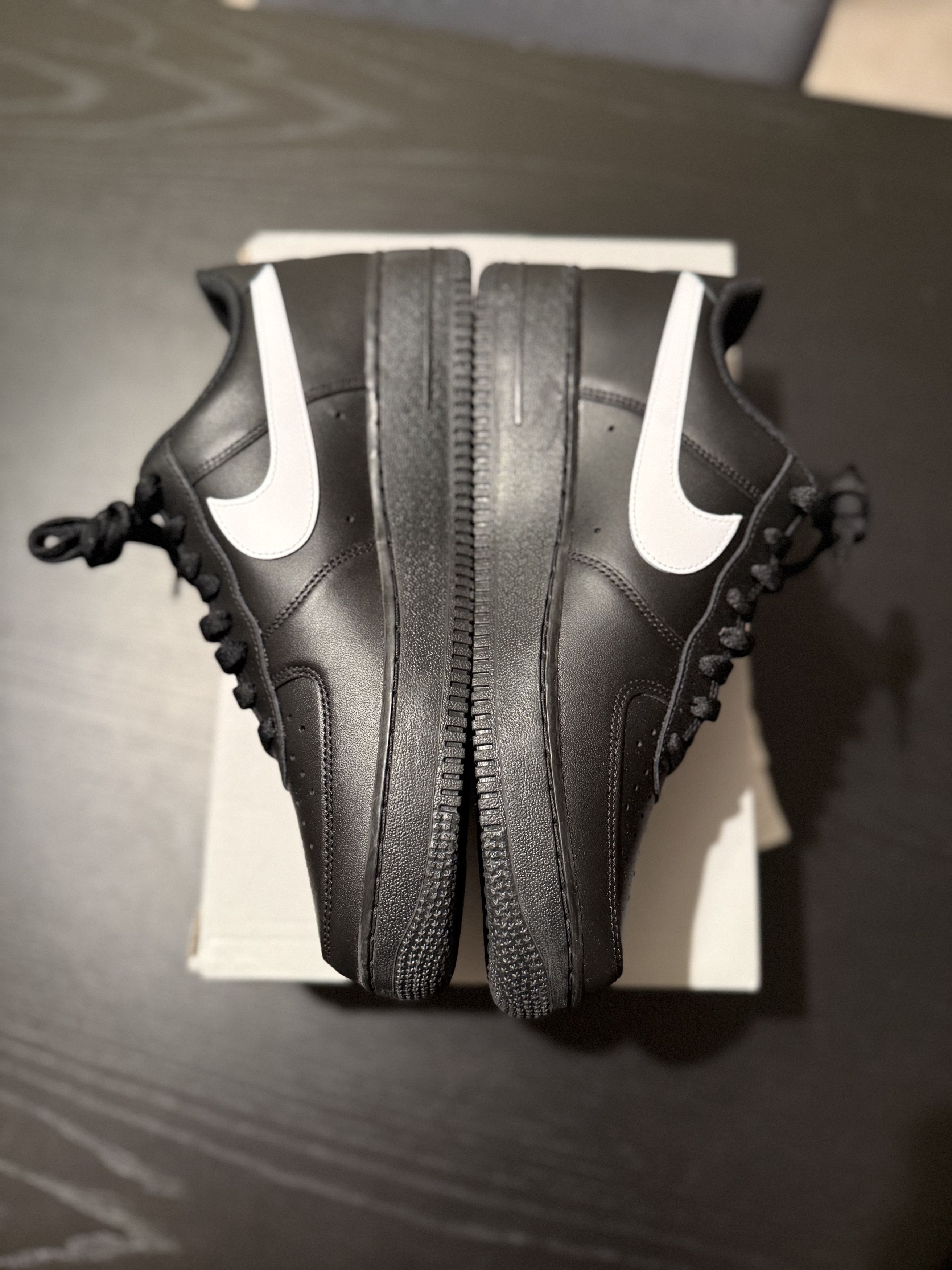 Nike Nike Air Force 1 Size US 10 / EU 43 - 4 Thumbnail