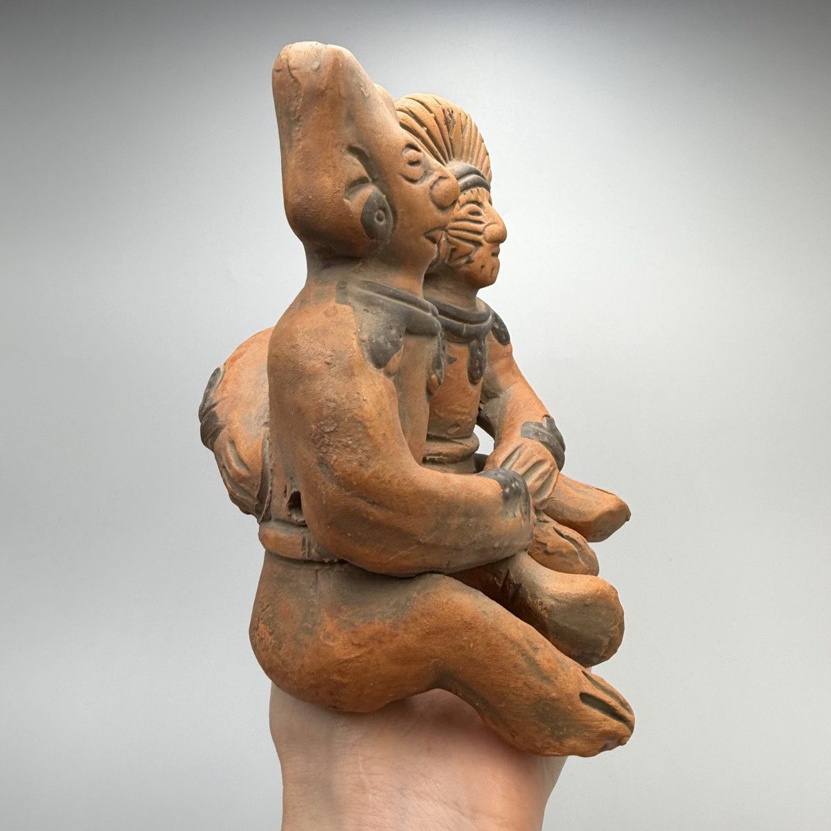 Vintage Vintage Mexican Terracotta Embracing Couple Figurine Size ONE SIZE - 5 Thumbnail