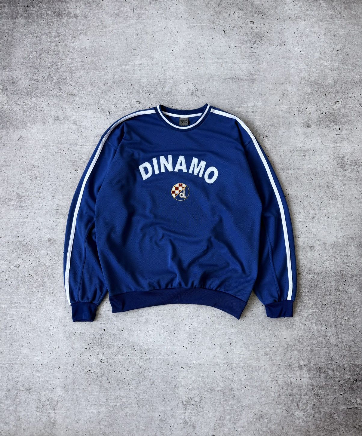 Vintage Vintage Dinamo Zagreb Embroidered Sweatshirt Size US XL / EU 56 / 4 - 1 Thumbnail