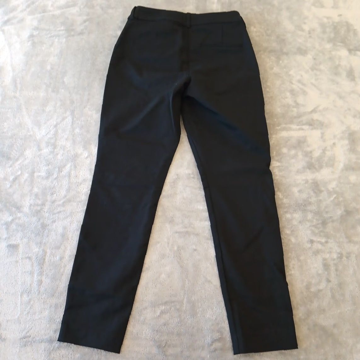 Old Navy Old Navy Pixie Ankle Pants Womens Size 4 Black Stretch Cotton Blend Pockets Modern Straight Leg Cap Stretchy Pockets Womens 4 Black Pixie Ankle Pants Size 27" / US 4 / IT 40 - 2 Thumbnail