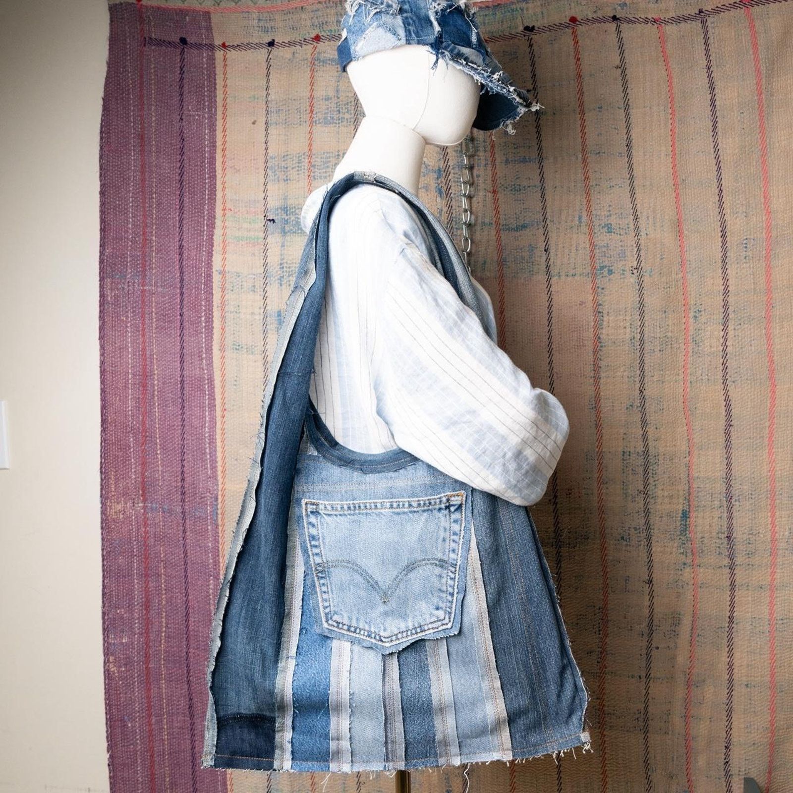Levi's Custom upcycled hobo bag Size ONE SIZE - 1 Thumbnail