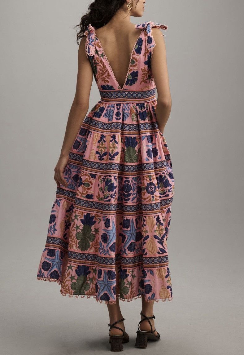Farm Rio Farm Rio Seashell Tapestry Sleeveless Midi Dress, Size XS Size XS / US 0-2 / IT 36-38 - 4 Thumbnail