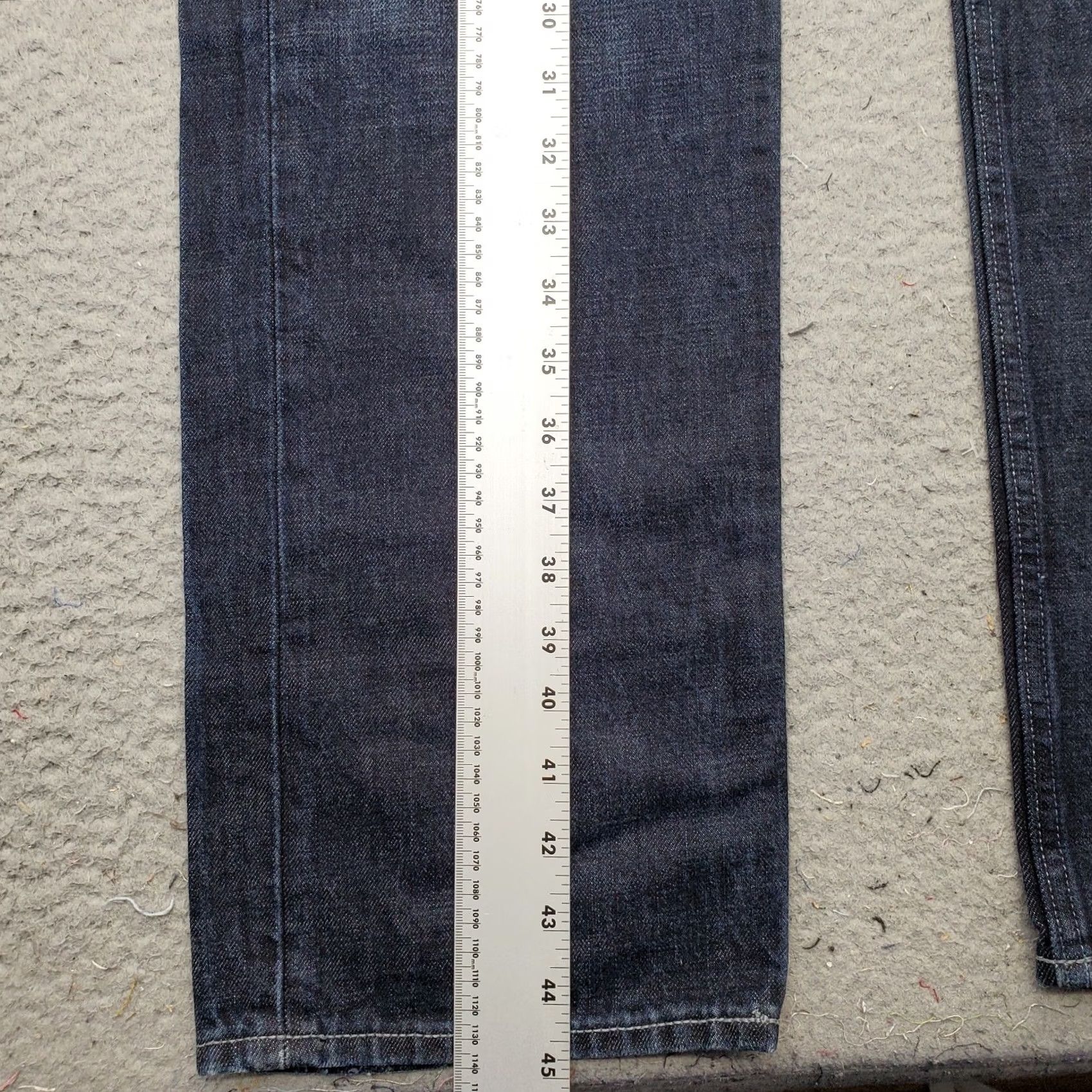 Banana Republic Banana Republic Jeans Mens 36x36 Blue Denim 5-Pocket Grunge Slim Straight Leg Mens Size 36 Blue Denim Jeans Size US 36 / EU 52 - 3 Thumbnail