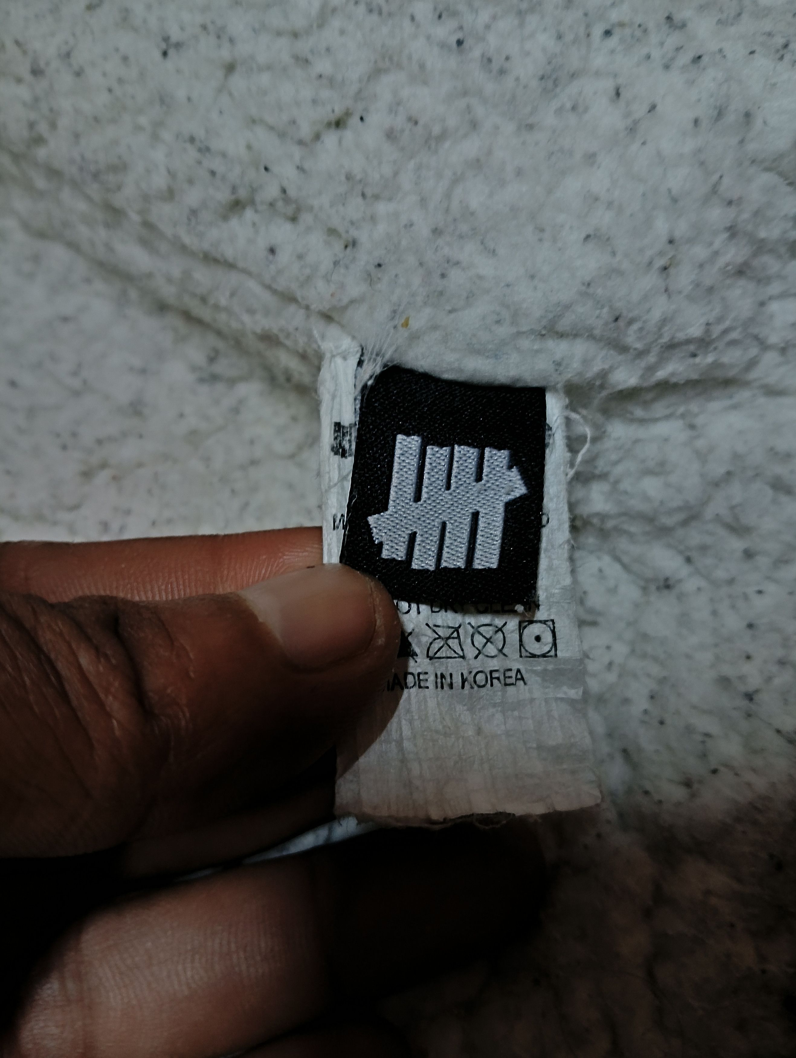 Undefeated undefeated spellout hoodie Size US M / EU 48-50 / 2 - 7 Thumbnail