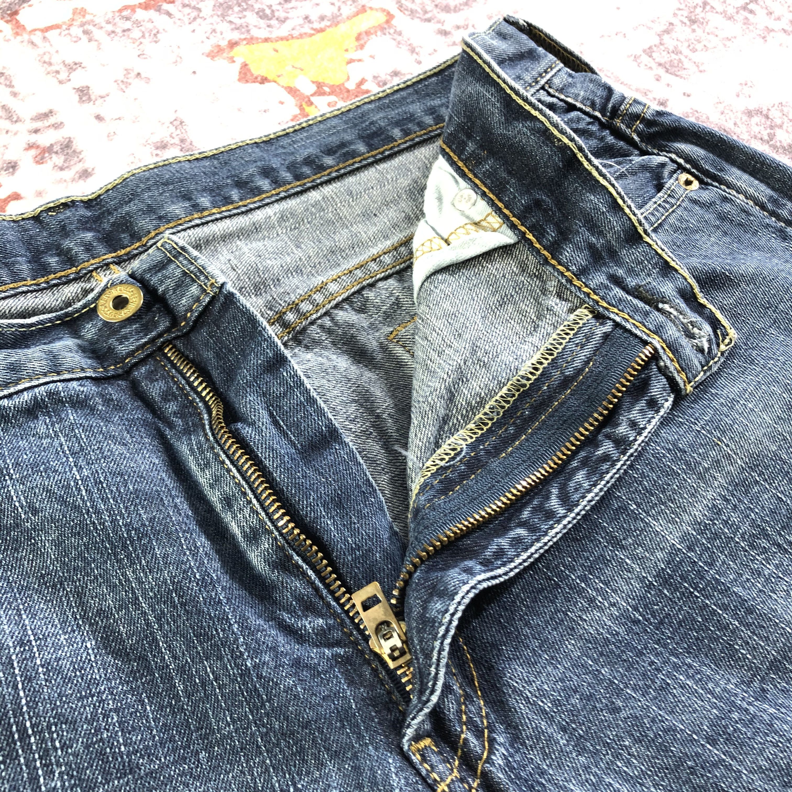Levi's × Vintage Vintage Blue Wash Levis 569 Jeans-JM3398 Size US 38 / EU 54 - 9 Thumbnail