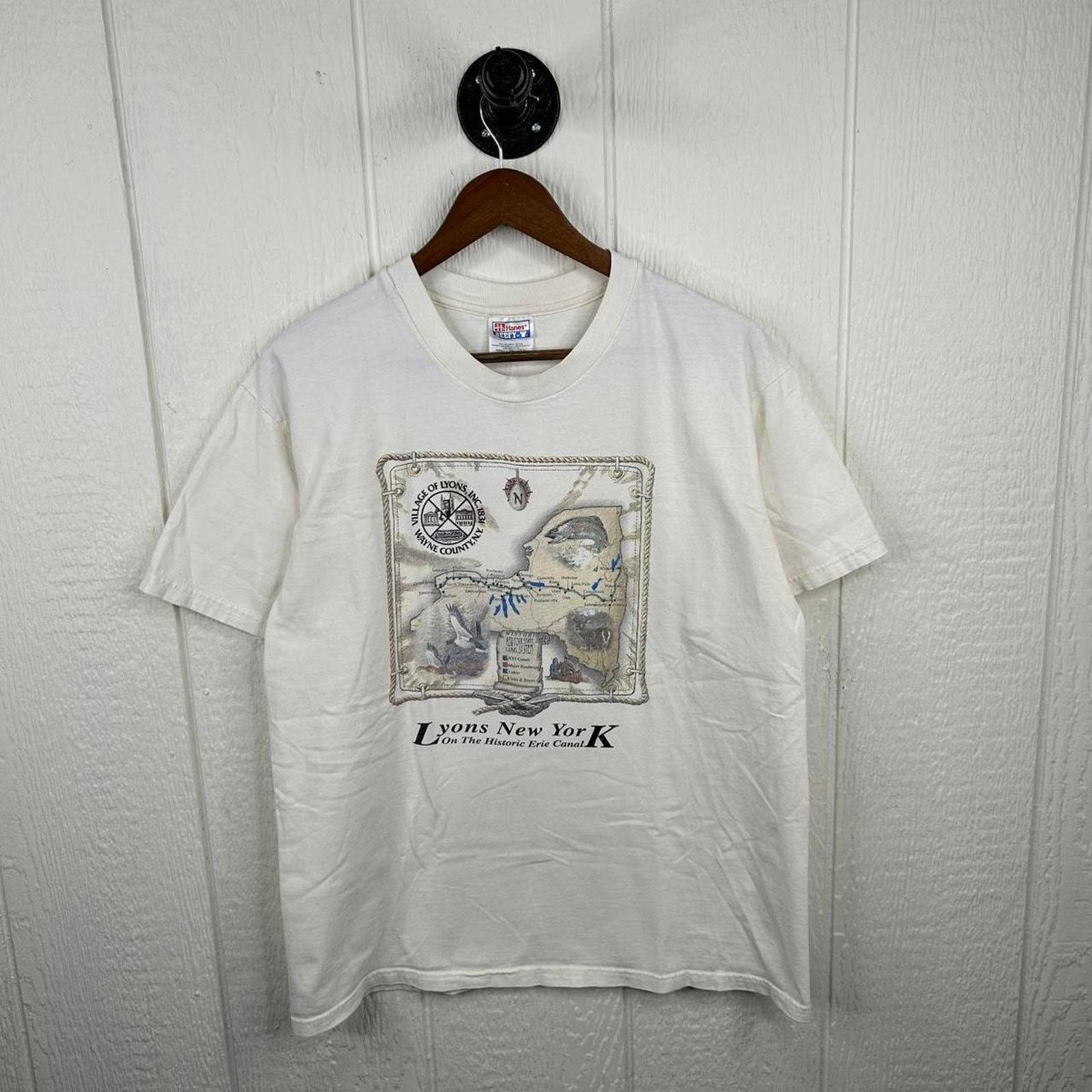 Hanes Vintage 90’s Lyons New York Wilderness Map Tee Size Large Size US L / EU 52-54 / 3 - 1 Thumbnail