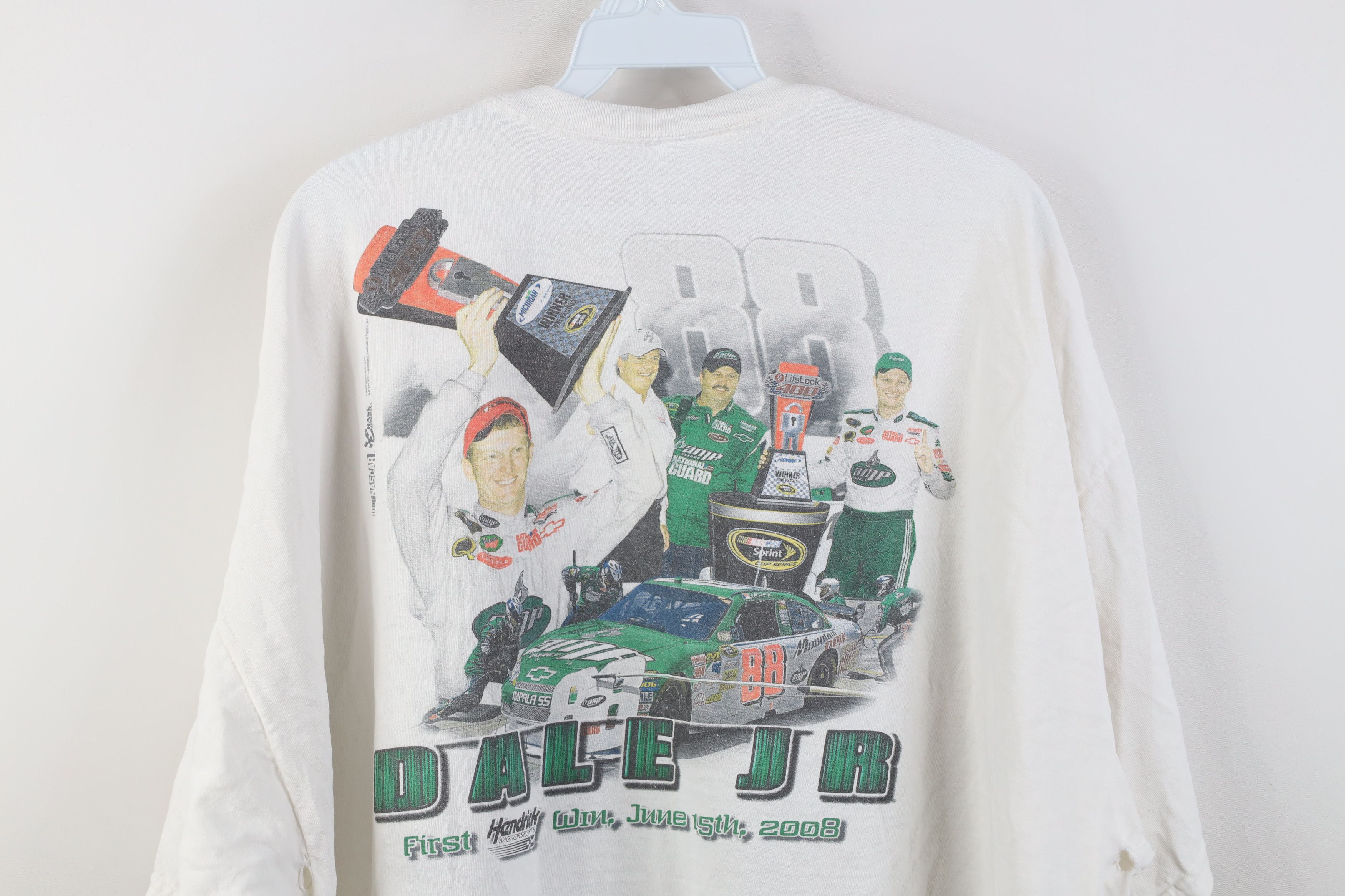 Vintage Vintage Y2K NASCAR Earnhardt Jr Amp Energy T-Shirt White Size US XXL / EU 58 / 5 - 16 Thumbnail