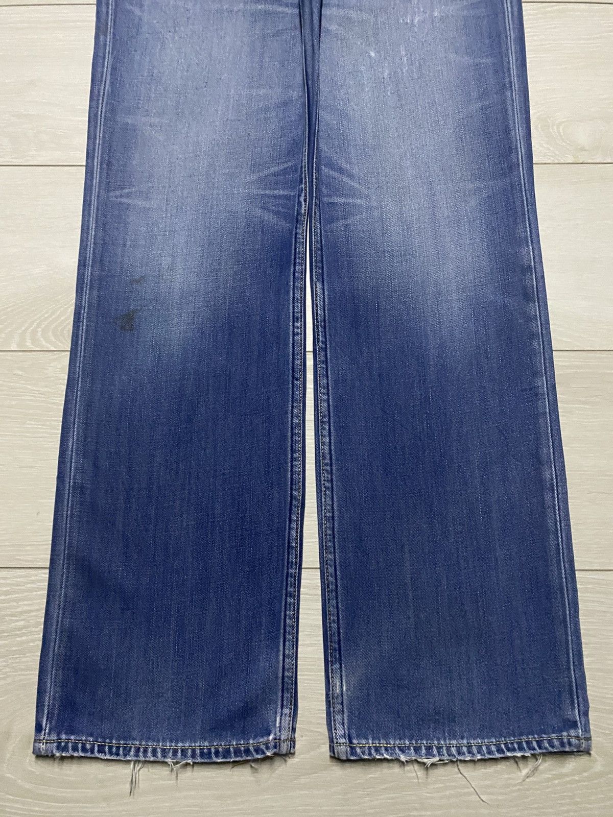 Levi's Vintage Levis 502 Blue Faded Wash Distressed Loose Jeans Size US 31 - 5 Thumbnail
