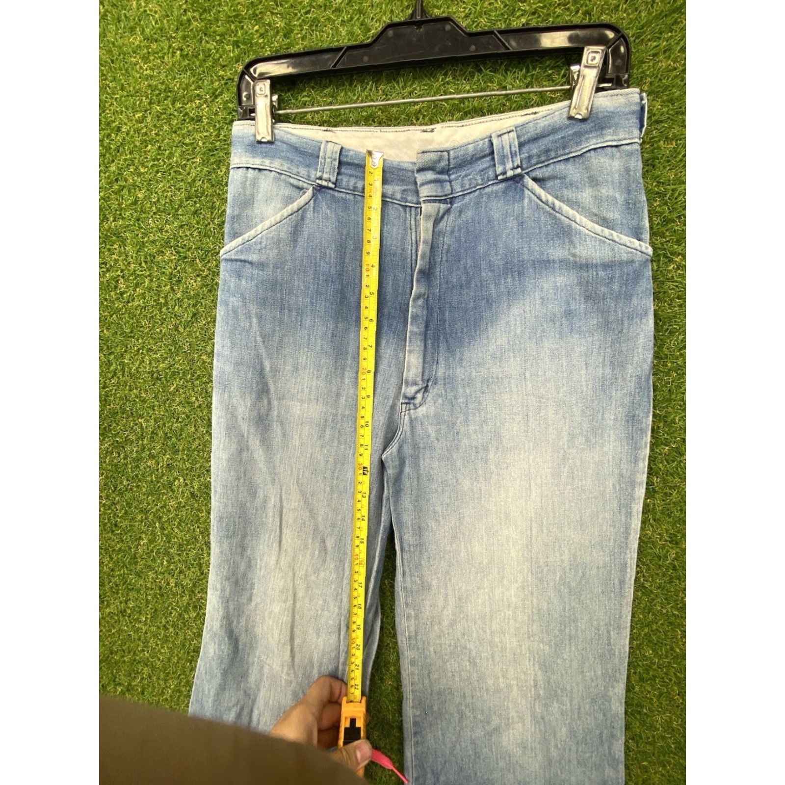 Wrangler VINTAGE Wrangler Bell Bottom Jeans Womens 31x34 70s Flare Low Rise Light Wash Blue Cotton Wrangler Jeans Womens 31x34 70s Bell Bottom Flare Vintage Size 24" / US 00 / IT 34 - 5 Thumbnail