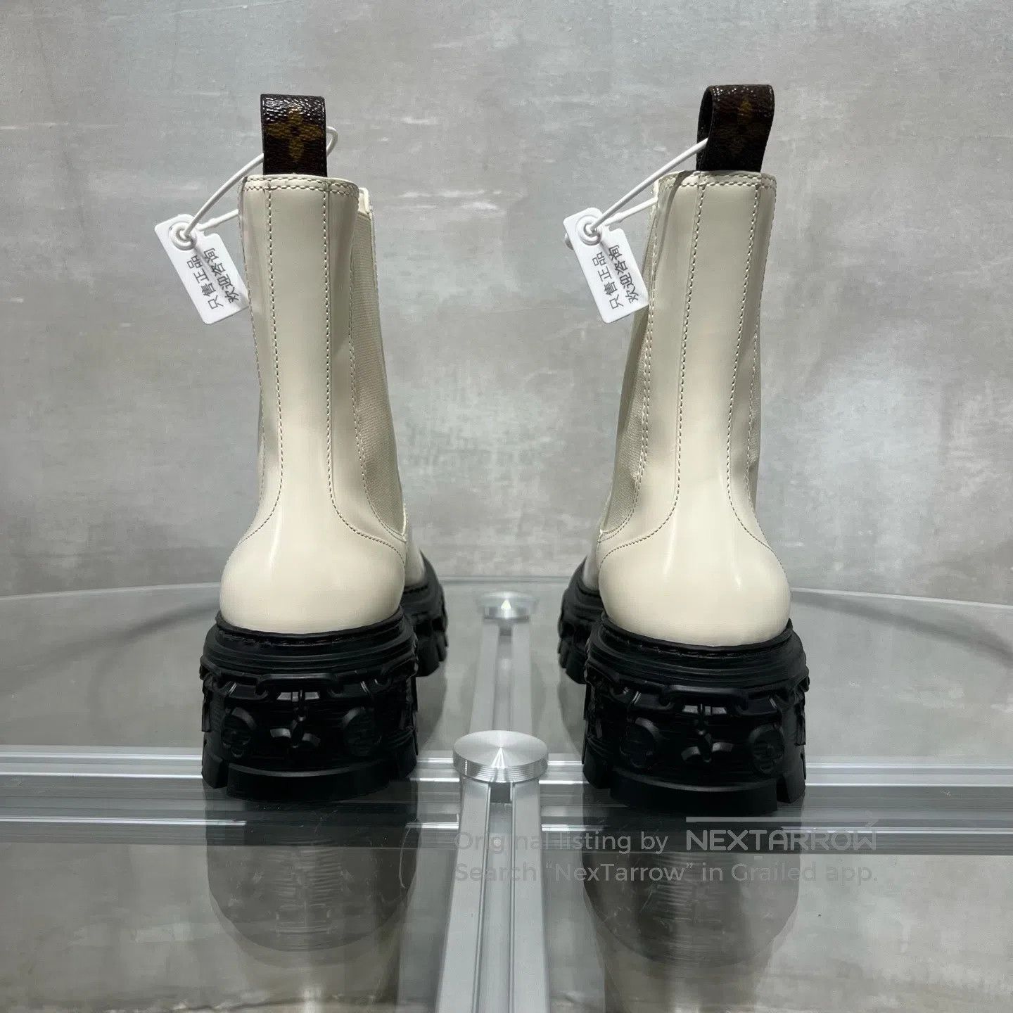 Louis Vuitton Louis Vuitton White Chelsea boots Size US 5.5 / IT 35.5 - 6 Thumbnail