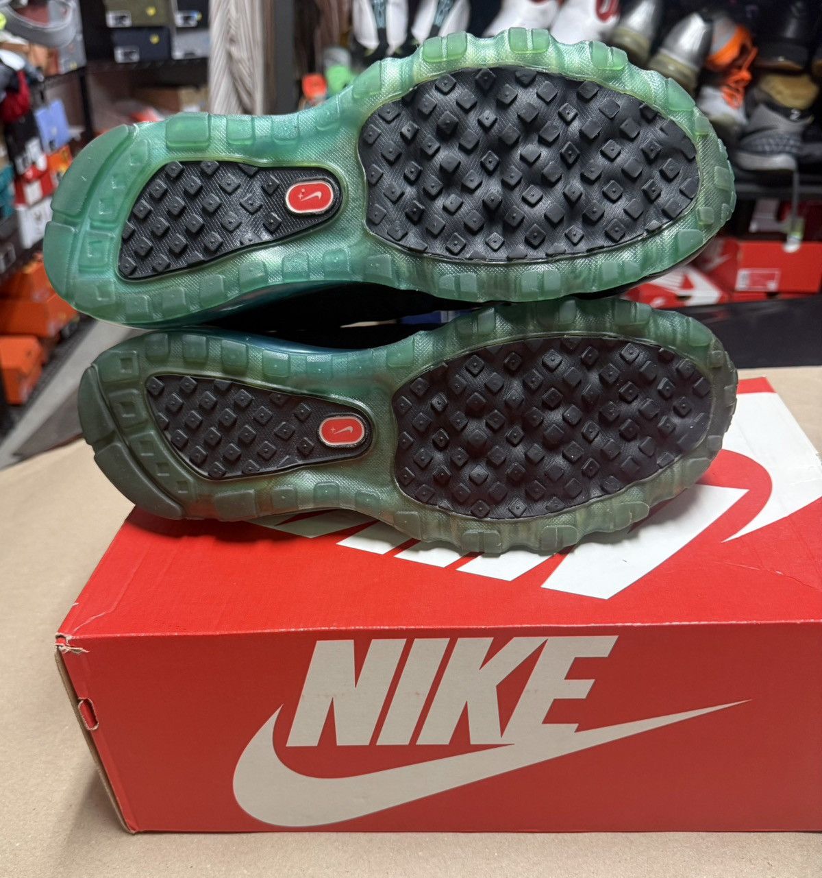 Nike Nike Air Max 2011 + Men’s size 14 Running Shoes Rare! Size US 14 / EU 47 - 5 Thumbnail