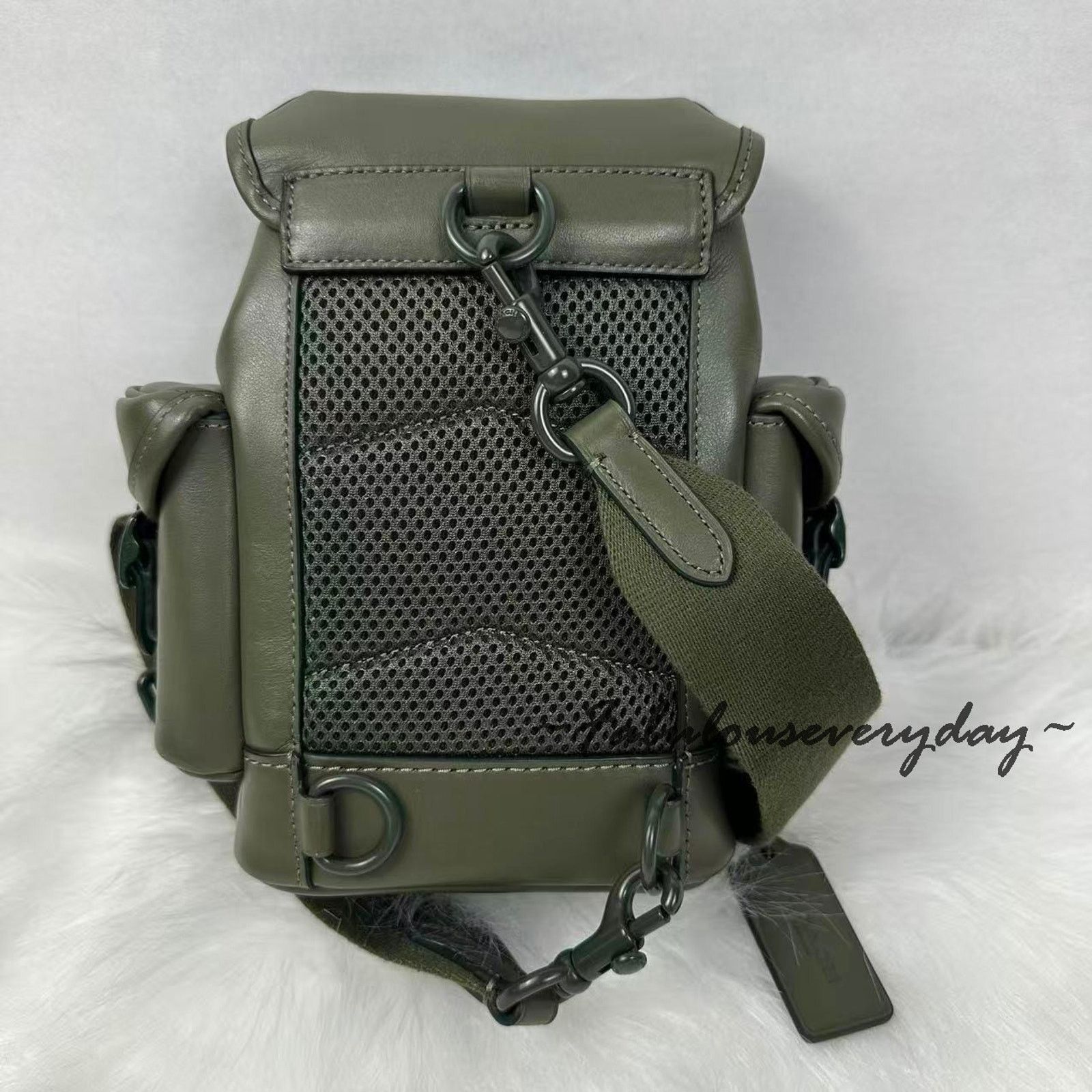 fjällräven kanken fog günstig Backpack wherever you are COLOR:COTOPAXIBLACK Carryonedit Nike Hayward backpack –