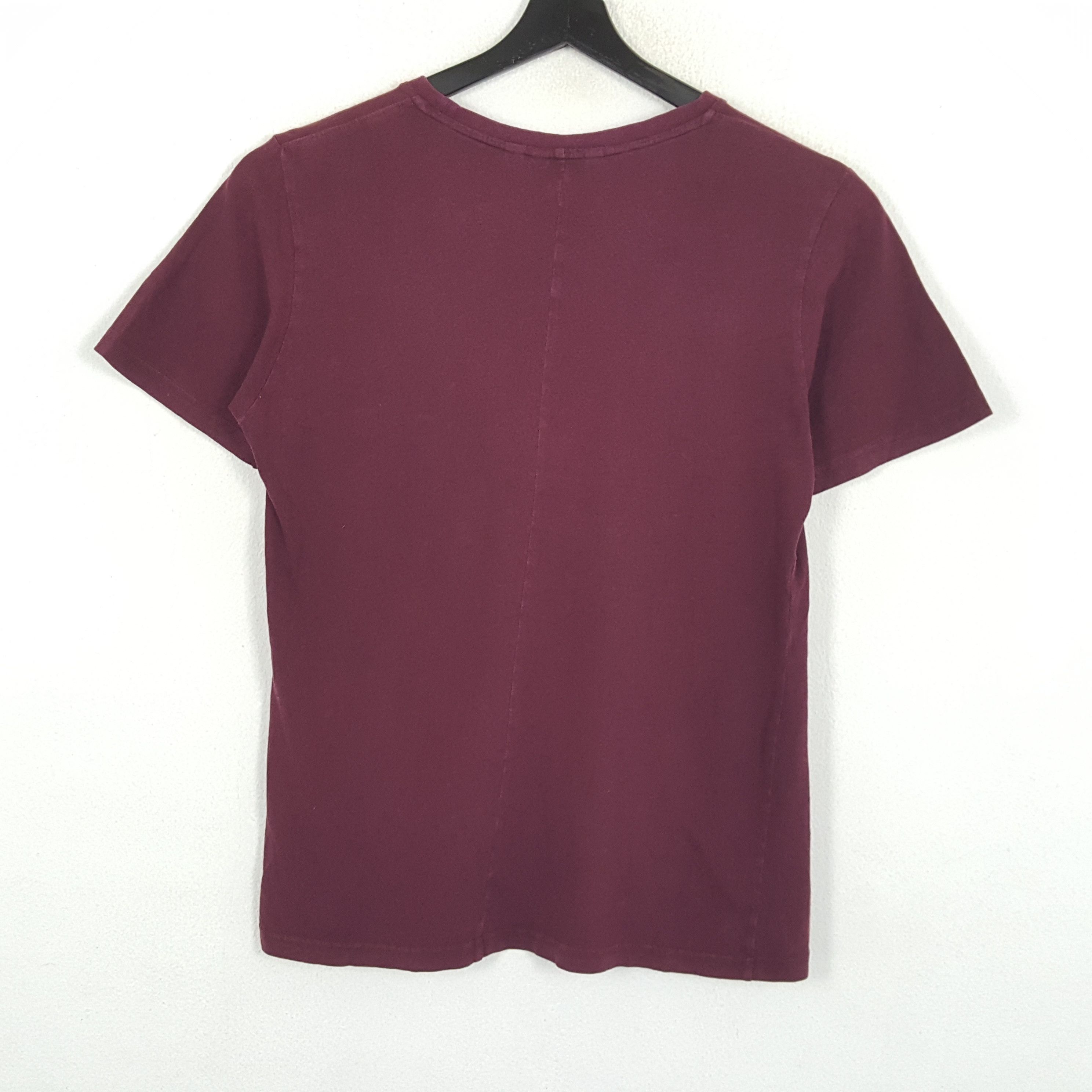 Japanese Brand × Undercover × Uniqlo UNIQLO UNDERCOVER Japanese Brand Daily Wear Tshirt Size US M / EU 48-50 / 2 - 3 Thumbnail