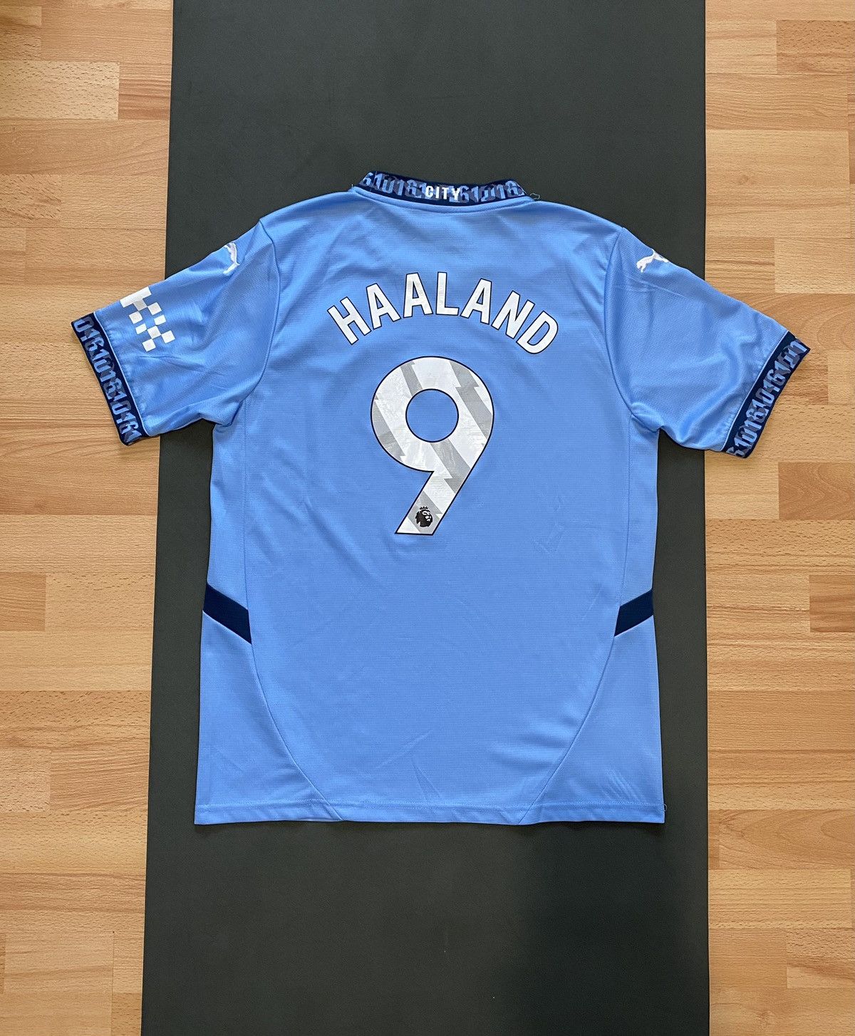 Other Erling Haaland Manchester City Jersey 2024-25 Player Version Size US M / EU 48-50 / 2 - 1 Thumbnail