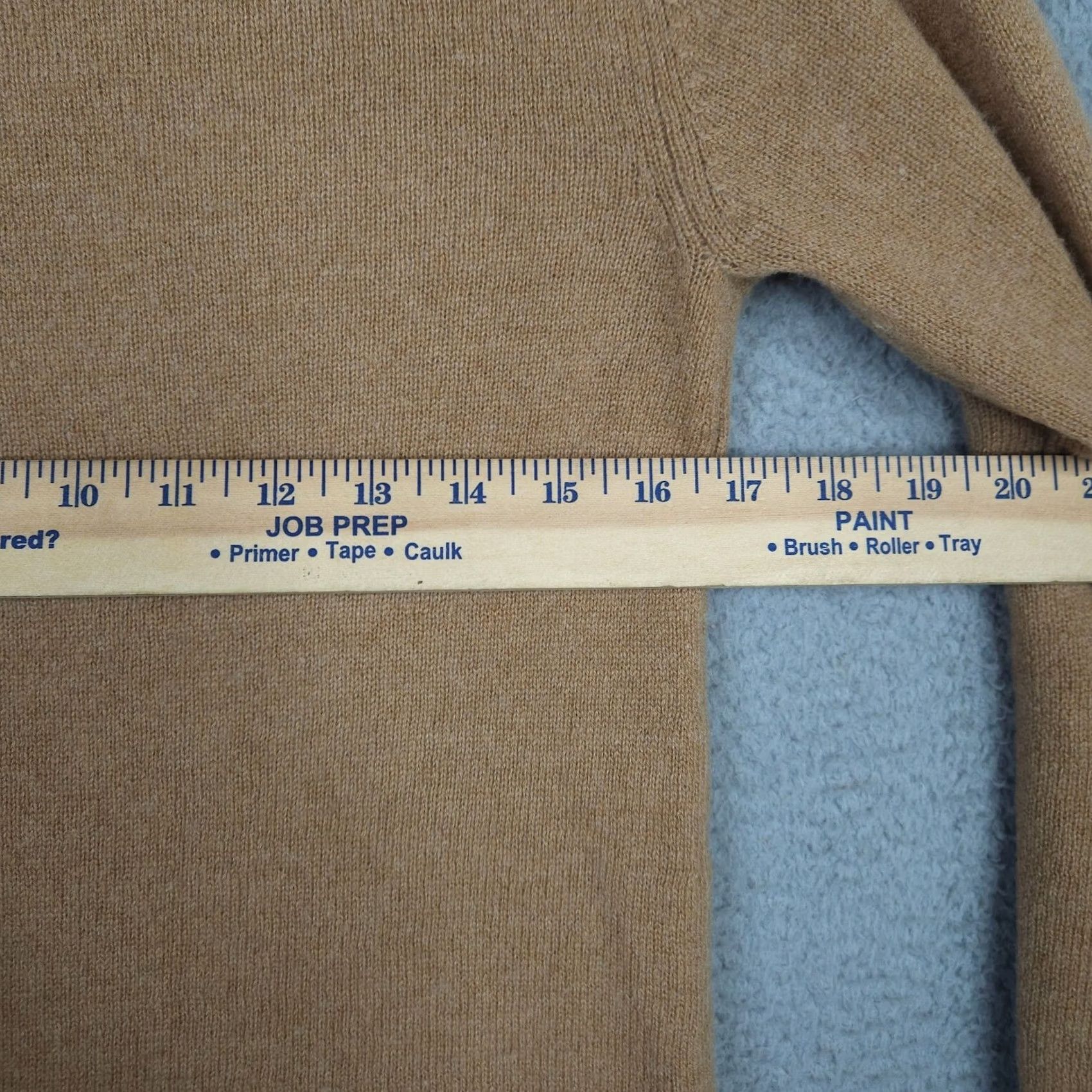 Anthropologie Anthropologie Women’s brown V-neck Pullover Long Sleeve Size XS Sweater Cashmere Solid Knit Shirt/Top Womens XS Brown V-Neck Pullover Sweater Size XS / US 0-2 / IT 36-38 - 2 Thumbnail
