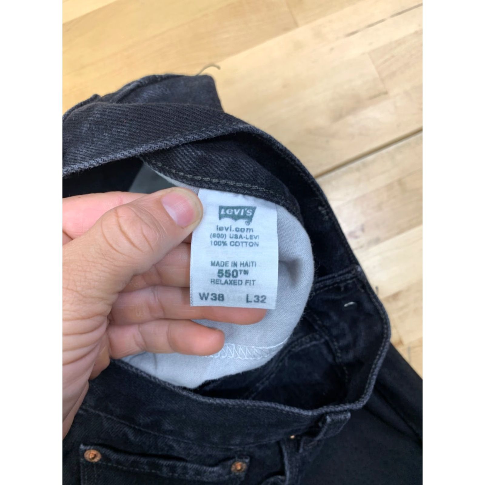 Levi's Levi's 550 Relaxed Fit Denim Jeans Mens 38x32 Black 5-Pocket Design Straight Casual Vintage No N/A Size US 38 / EU 54 - 2 Thumbnail