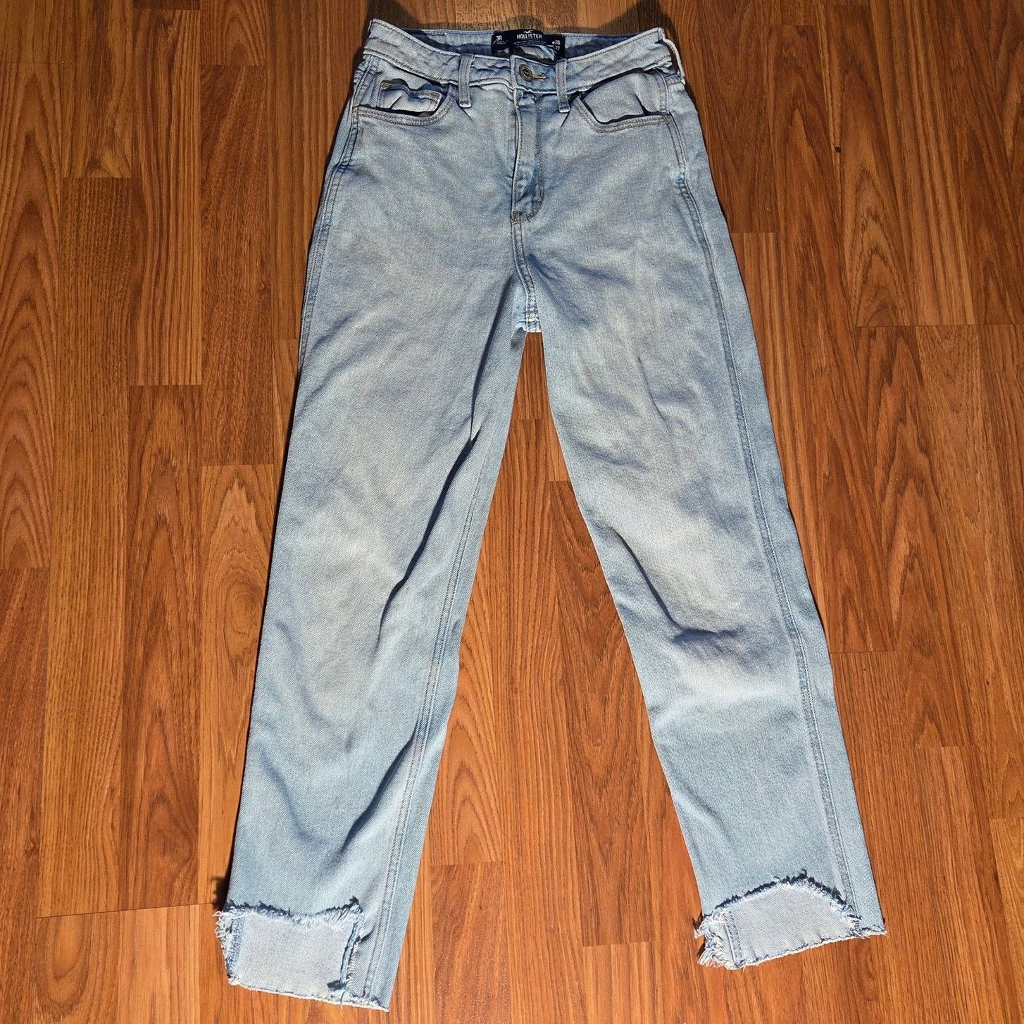 Hollister Hollister Ultra High Rise Distressed Mom Jeans - 26/27 Size 26" / US 2 / IT 38 - 3 Thumbnail
