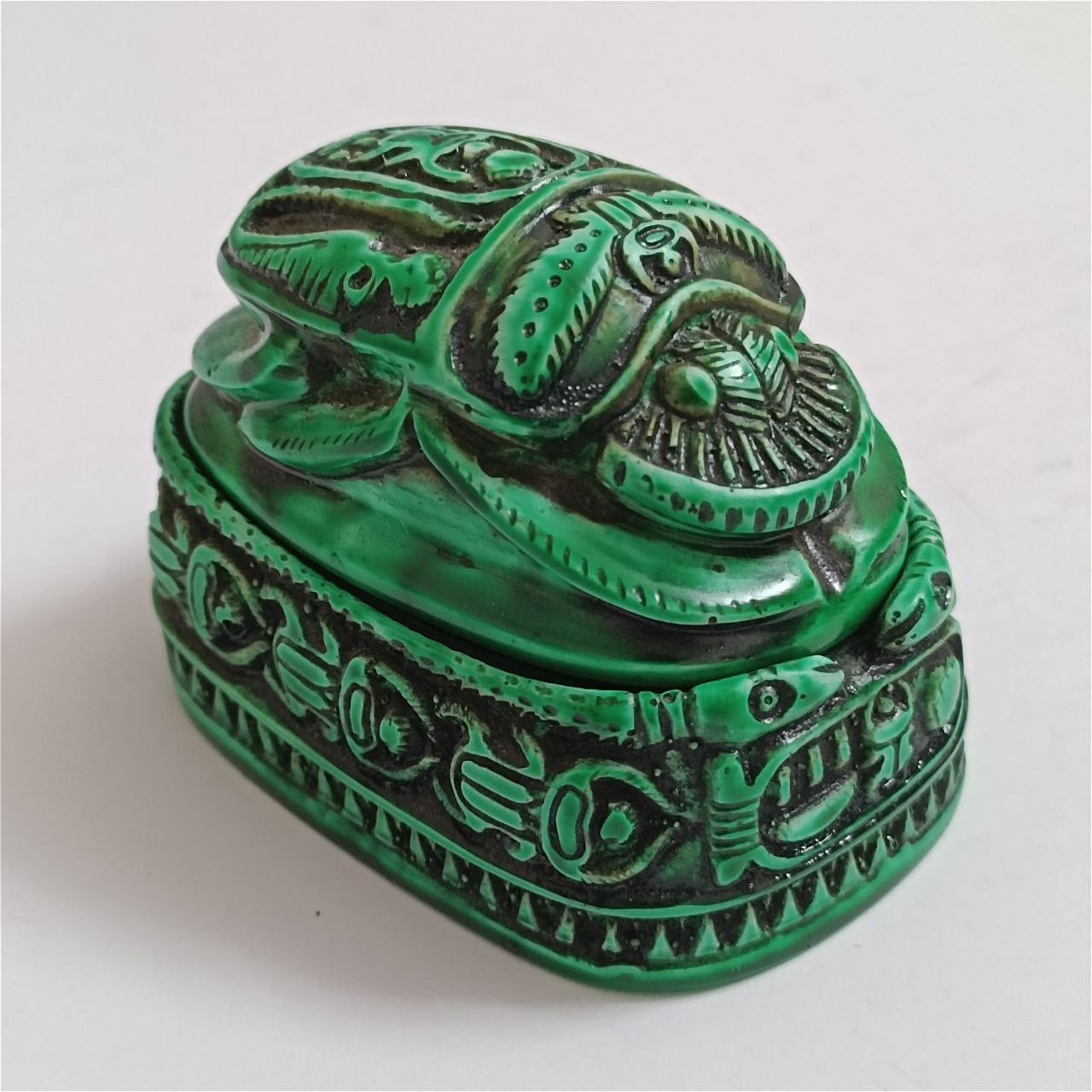 Handmade Handmade Egyptian scarab box with pharaonic carvings Size ONE SIZE - 1 Thumbnail