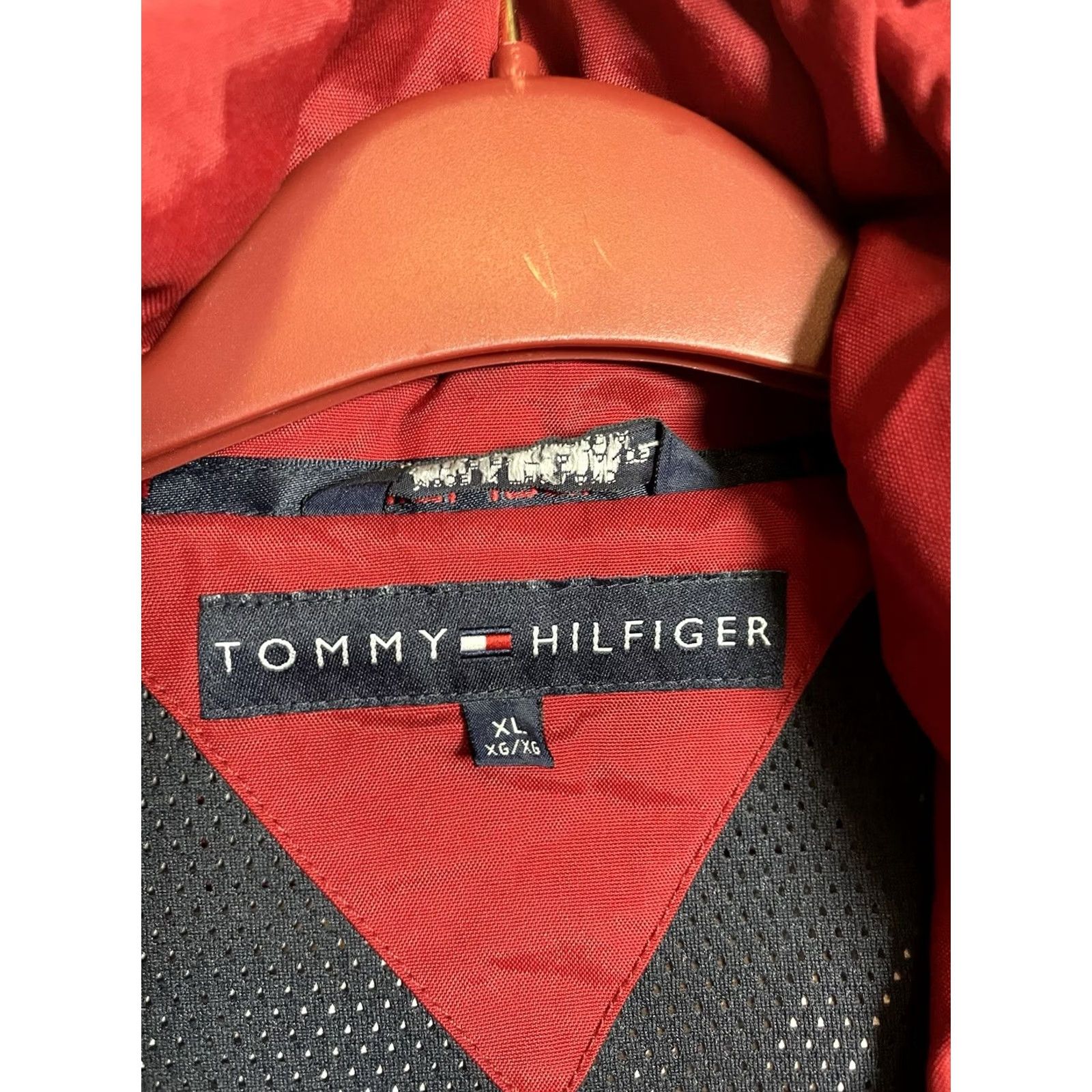 Tommy Hilfiger VINTAGE Tommy Hilfiger Jacket Men XL Red 90s Bomber Zip Snap Logo Zipper Athletic Casual Travel Fall Spring Girls? Mens Size US XL / EU 56 / 4 - 5 Thumbnail