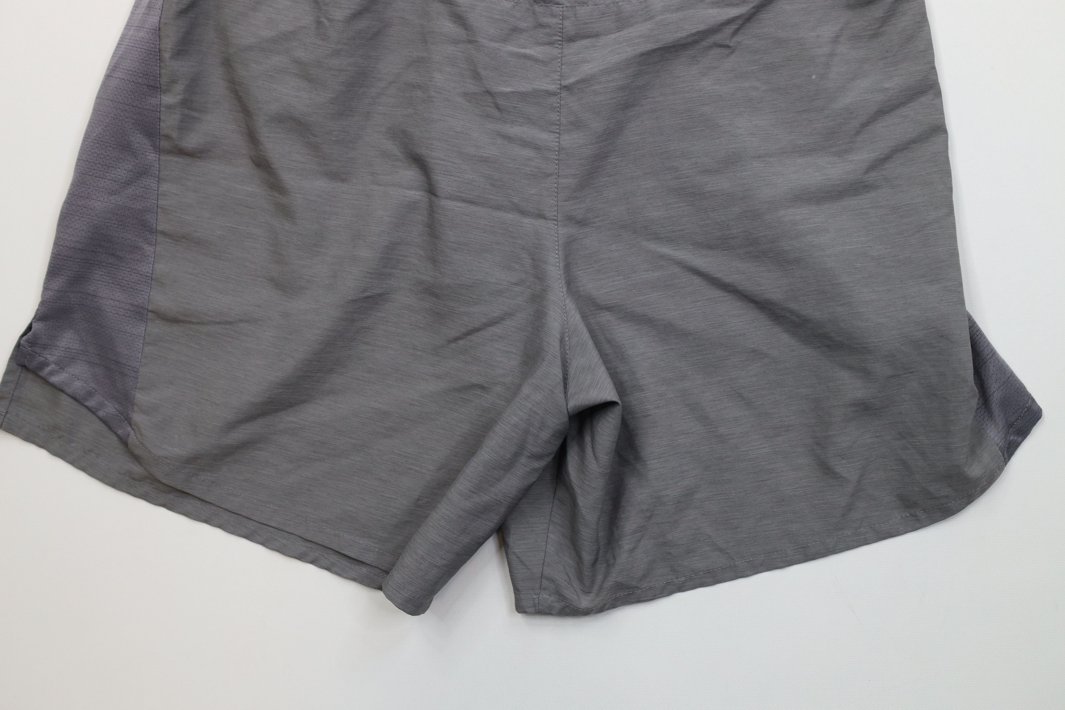Nike Vintage Y2K Nike Above Knee Running Jogging Shorts Gray Size US 32 / EU 48 - 11 Thumbnail