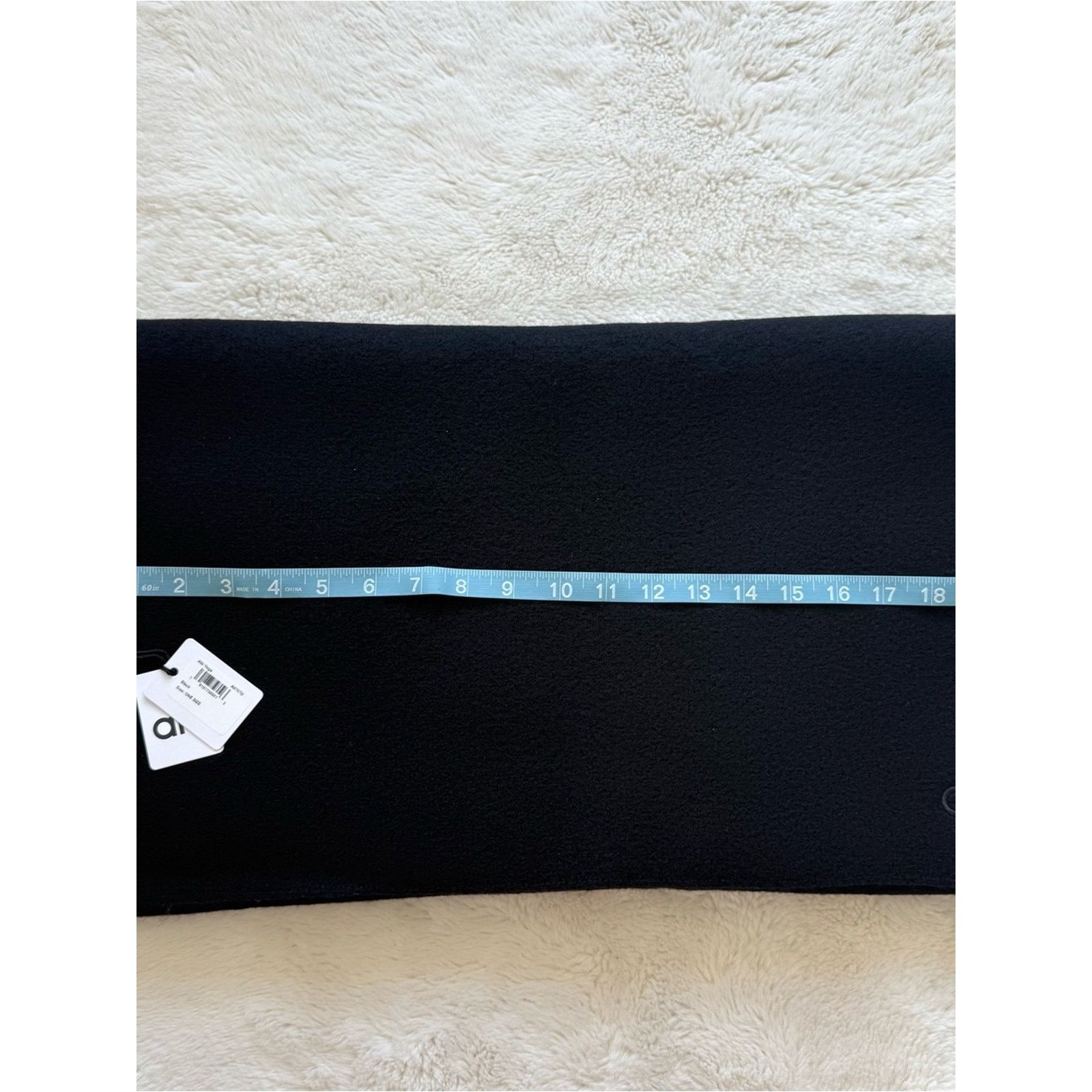 Alo Yoga NWT!!! ALO Yoga women wool unisex scarf Retail 180$ Size ONE SIZE - 4 Thumbnail