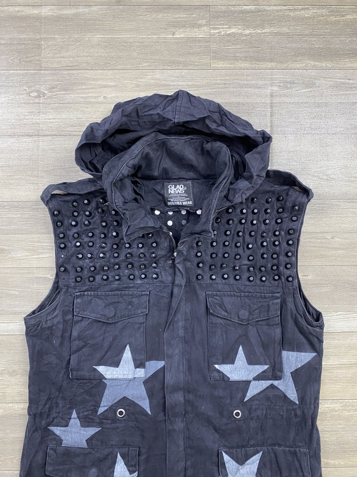 Japanese Brand JAPAN GLAD NEWS DENIM STUD SLEEVELESS JACKET Size US L / EU 52-54 / 3 - 4 Thumbnail