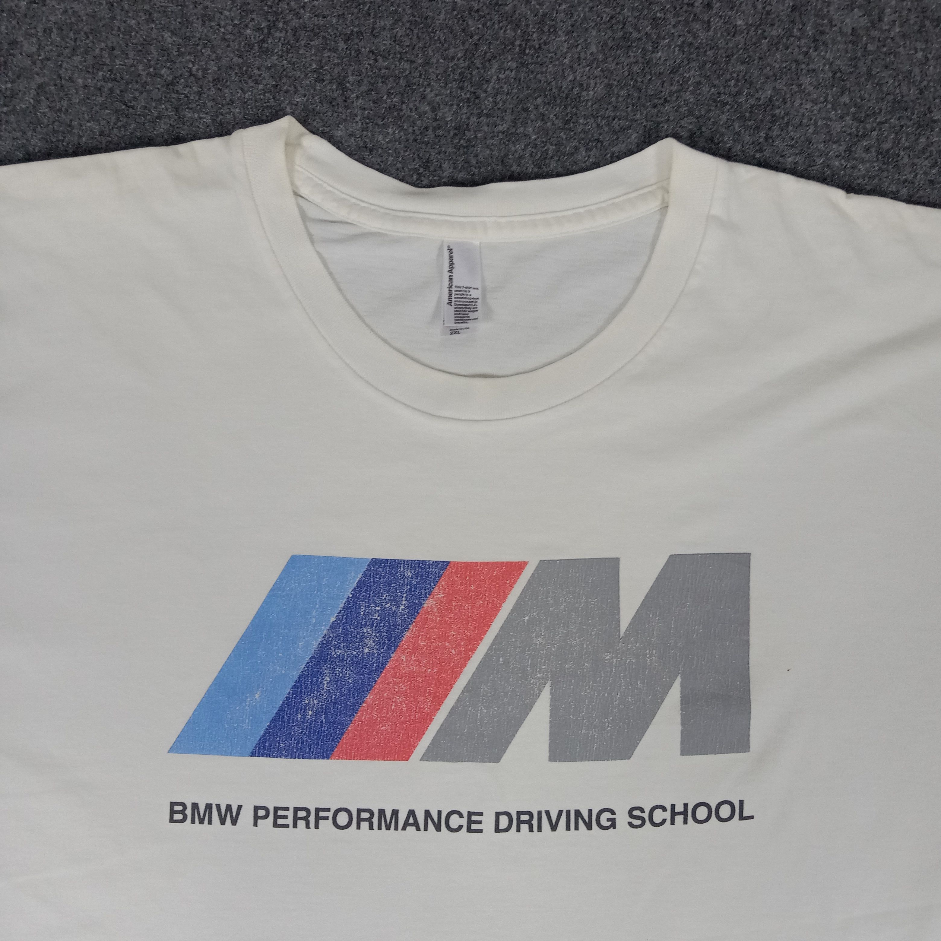 BMW × Vintage BMW Performance Driving School Racing Team Tshirt Size US XL / EU 56 / 4 - 2 Thumbnail