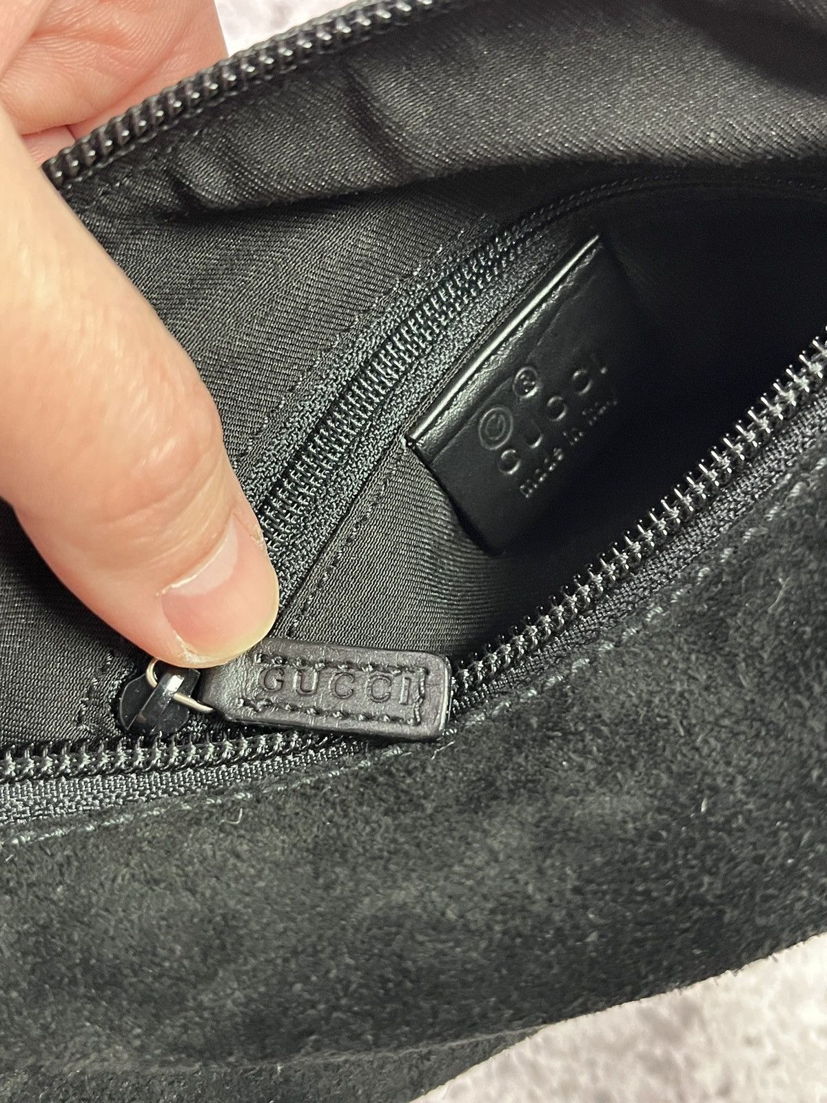 Gucci Gucci Black Suede Hobo Shoulder Bag Vintage Made in Italy 🇮🇹 Size ONE SIZE - 11 Thumbnail