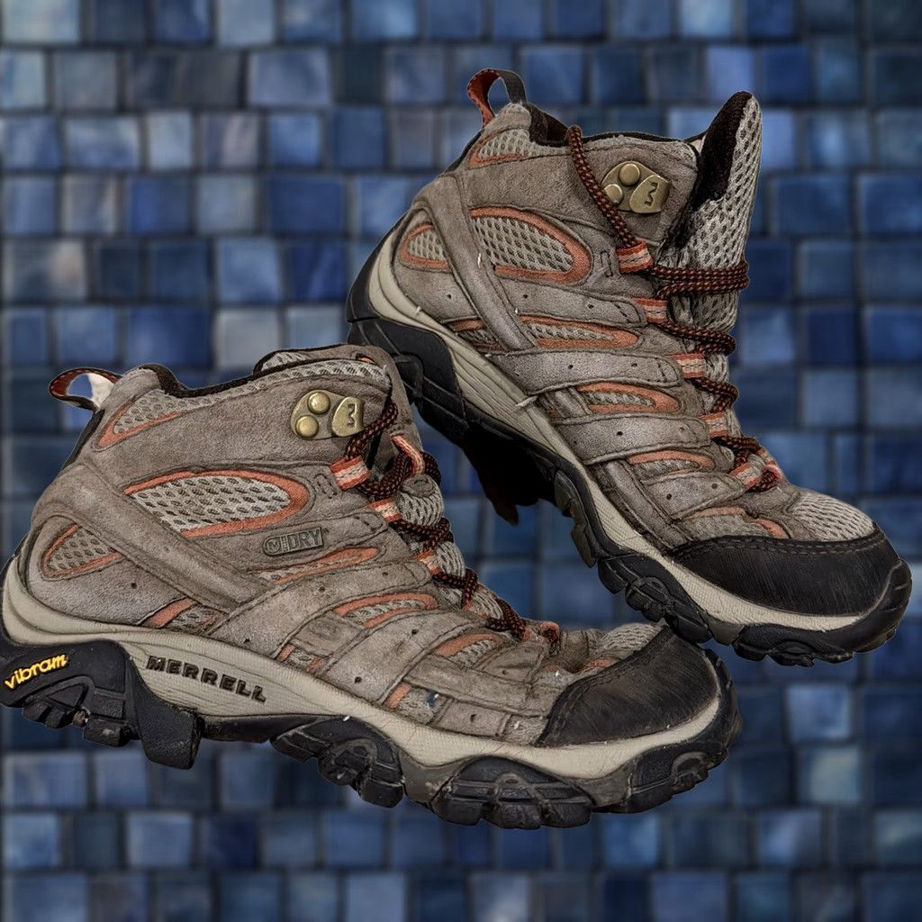 Merrell Merrell Moab 2 J06058W Bungee Cord Mid Hiking Boots Womens Sz 5 WIDE Distress Waterproof Leather Combat Boots Mens? No. Size US 5.5 / IT 35.5 - 1 Thumbnail