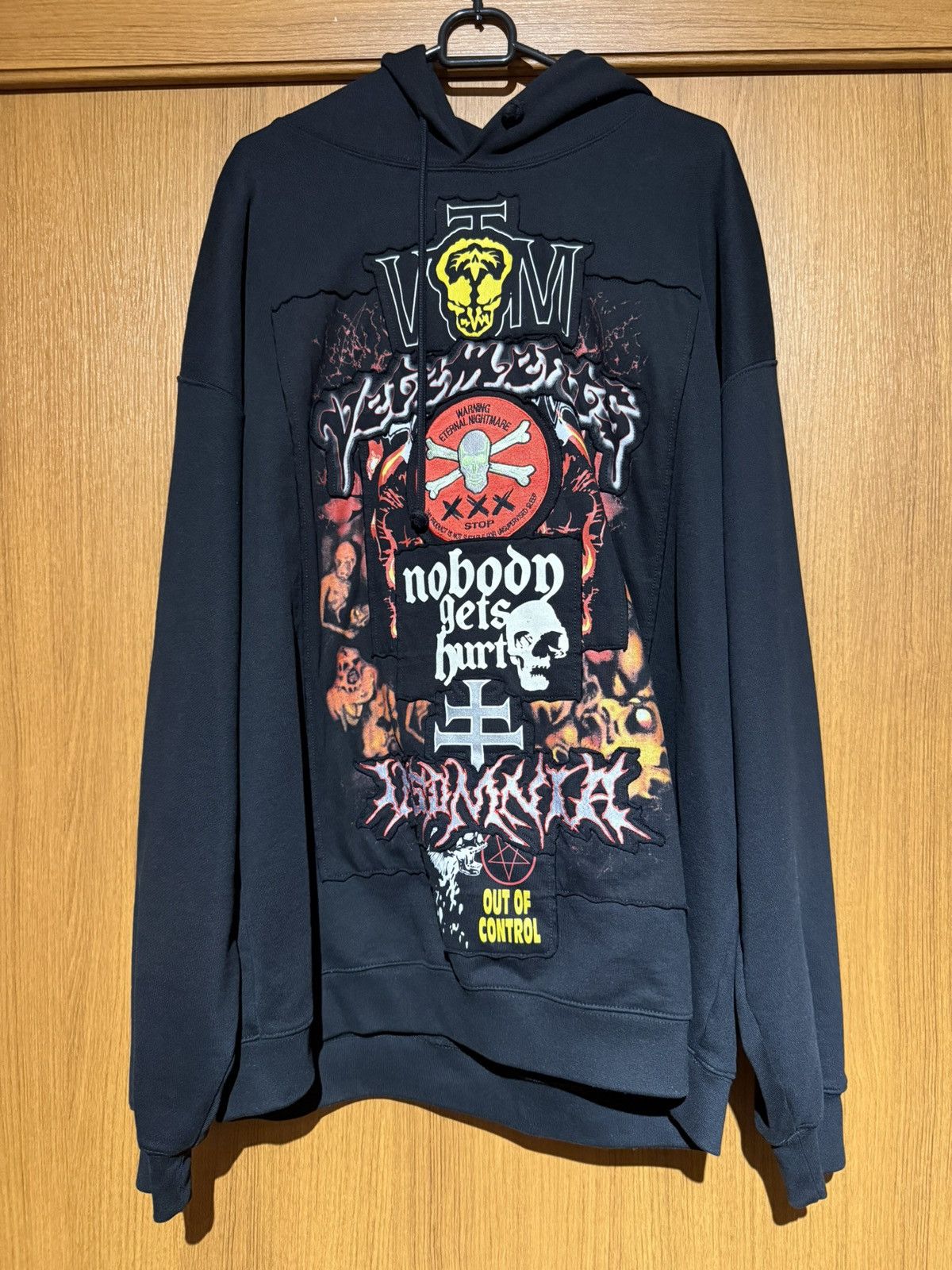 Vetements Metal Patch Logo Hoodie Black XS