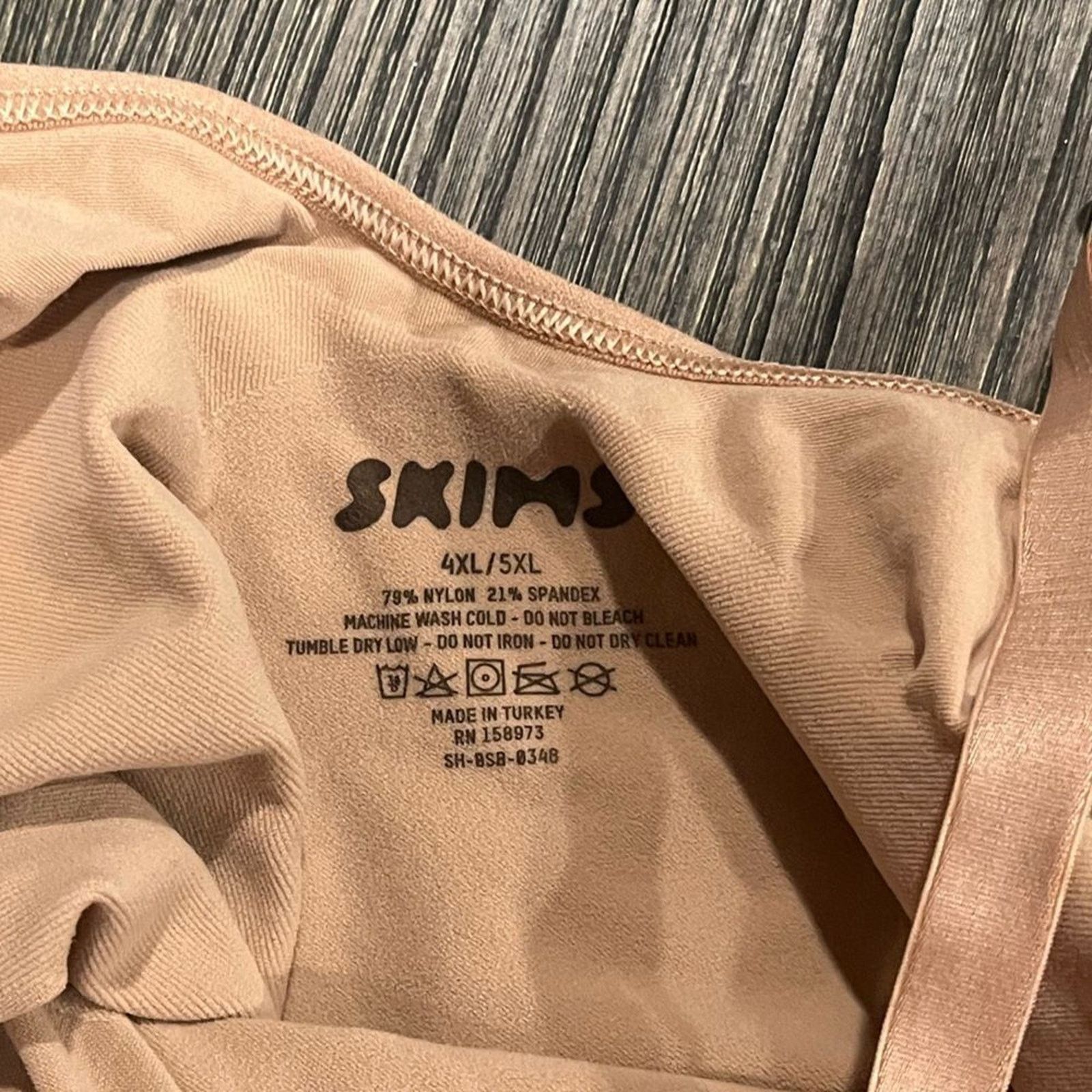 SKIMS NWOT Skims Sculpting Bodysuit - Size 4X/5X Size 4XL / US 24-26 - 4 Thumbnail