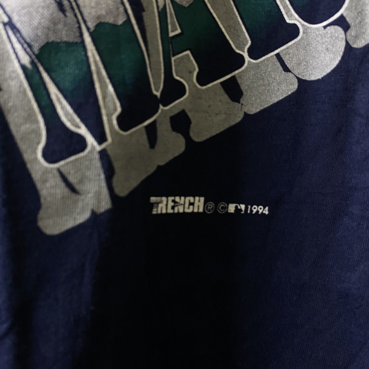 MLB Vintage 1994 MLB Seattle Mariners Trench Sports Tshirt Size US L / EU 52-54 / 3 - 3 Thumbnail