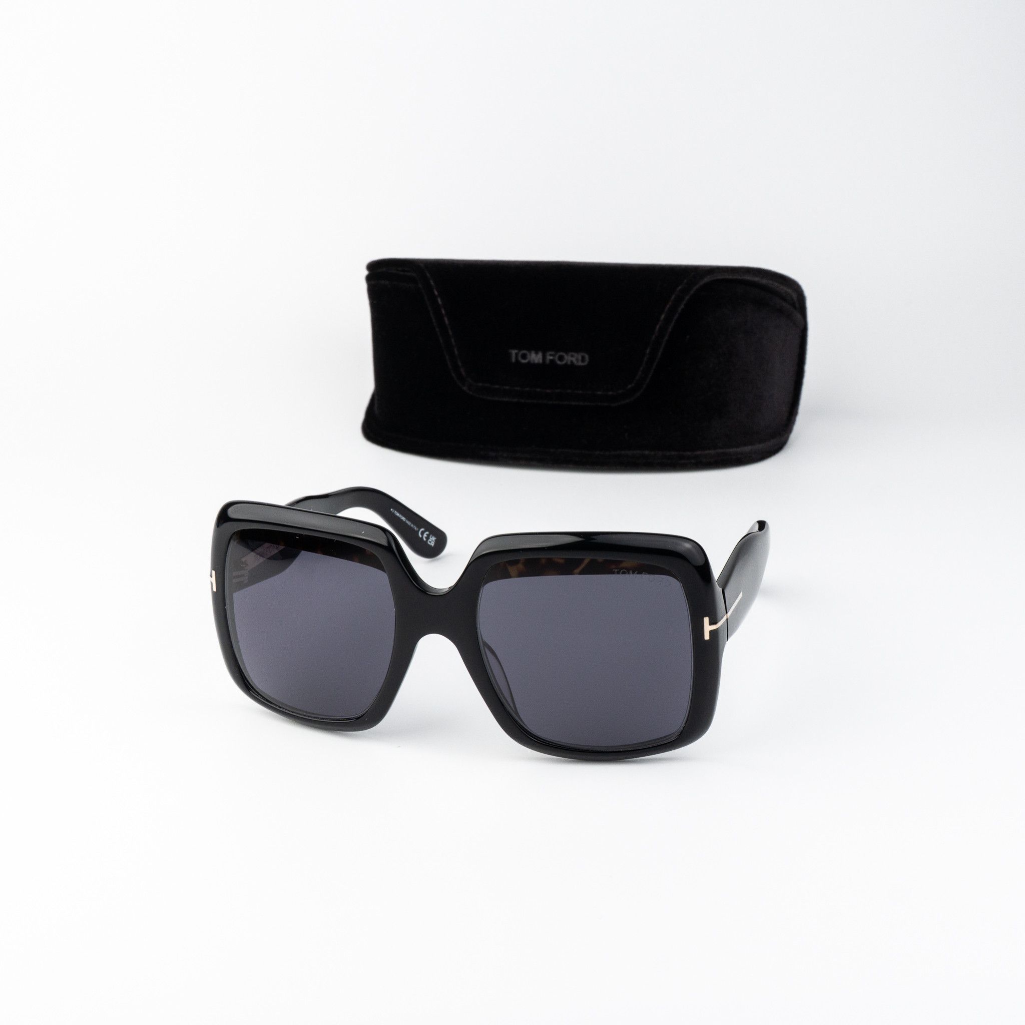 NEW TOM FORD SUNGLASSES, TF1196 01A BLACK WOMEN EYEWEAR FT1196/S 01A Tom Ford Icon Collection TF1236 01A Sunglasses - US main image 4
