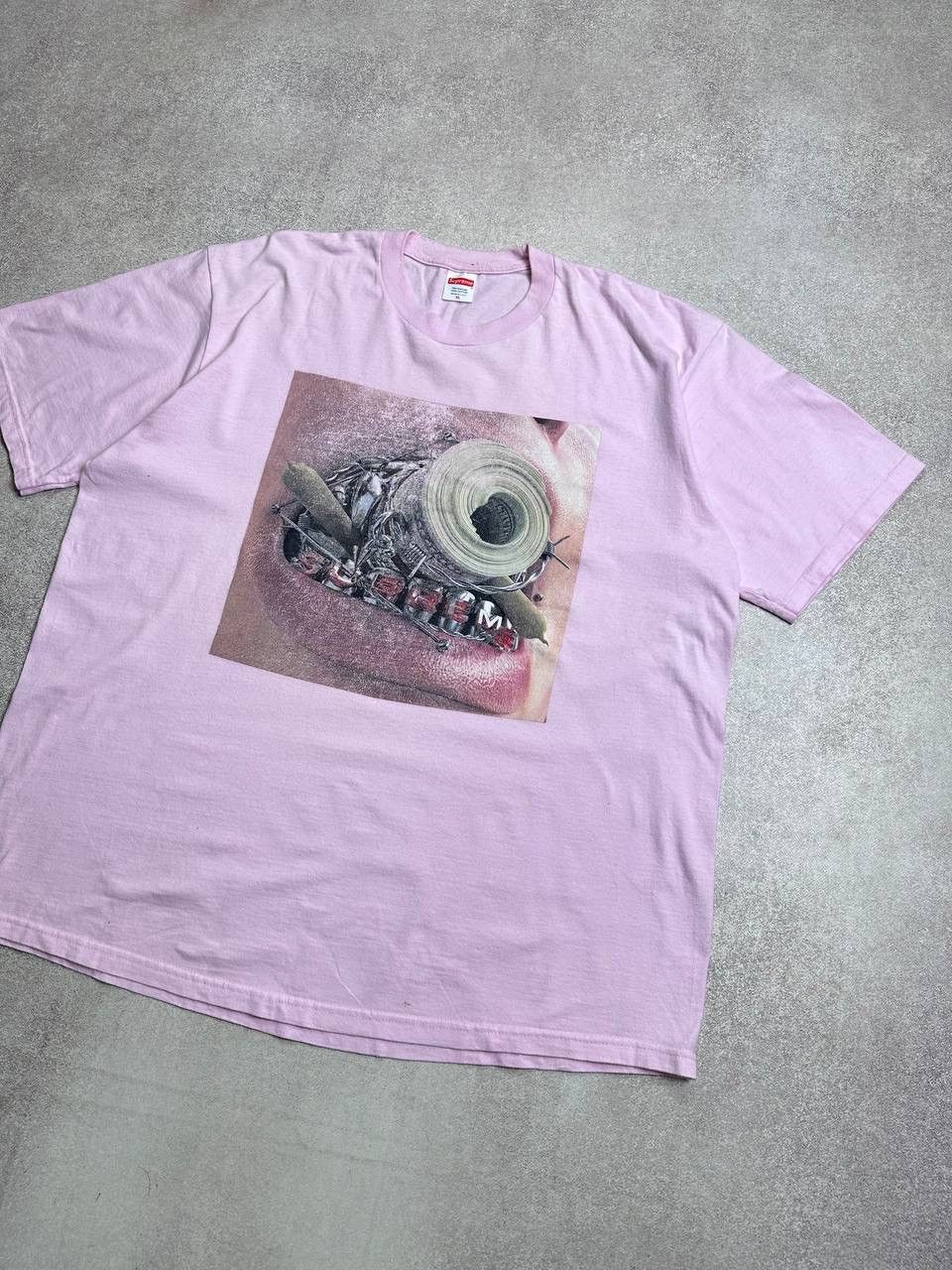 Supreme Supreme FW22 Braces Pink T-shirt XL Made In USA Size US XL / EU 56 / 4 - 3 Thumbnail
