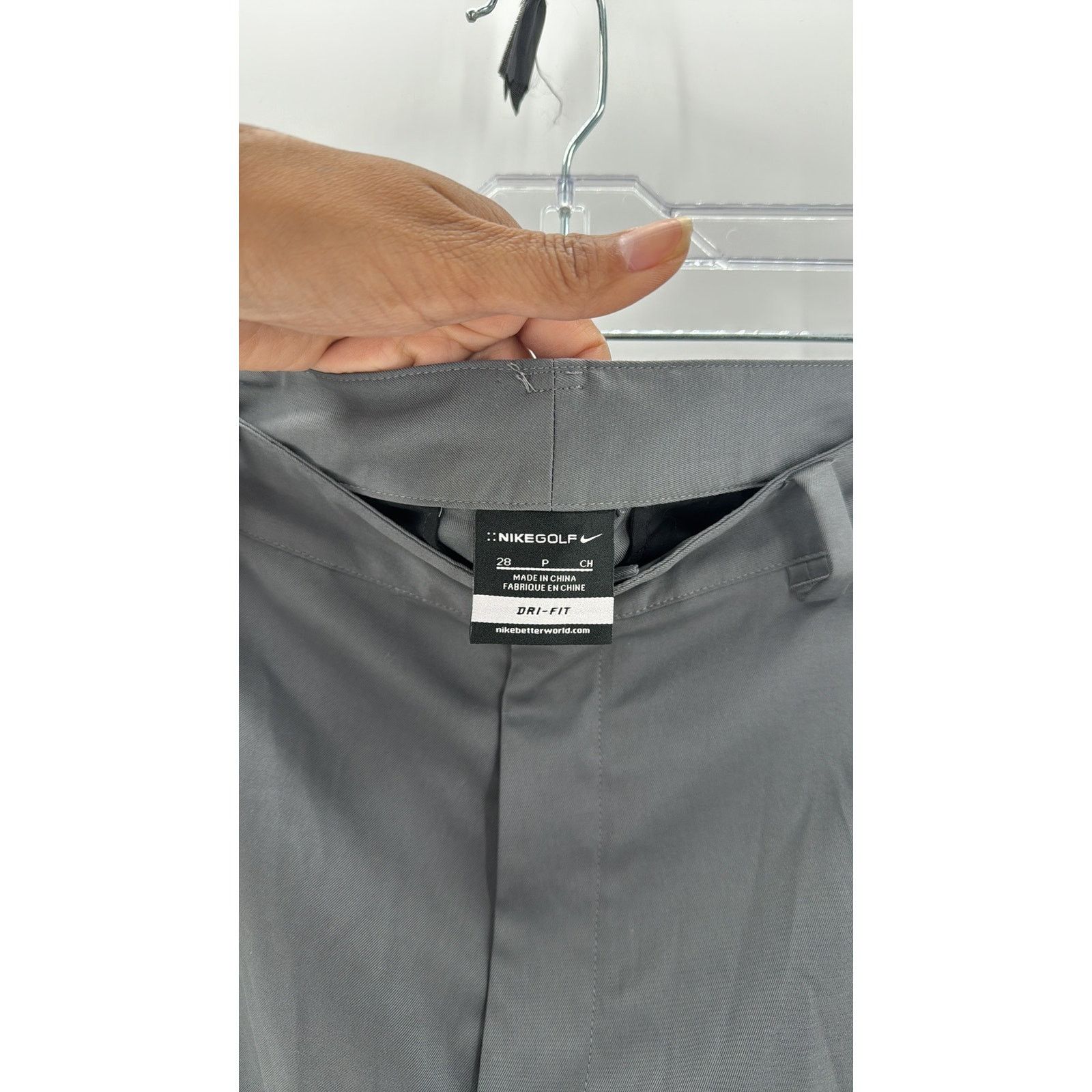 Nike Nike Golf Dri Fit standard fit size 28 or S gray summer Size US 28 / EU 44 - 4 Thumbnail