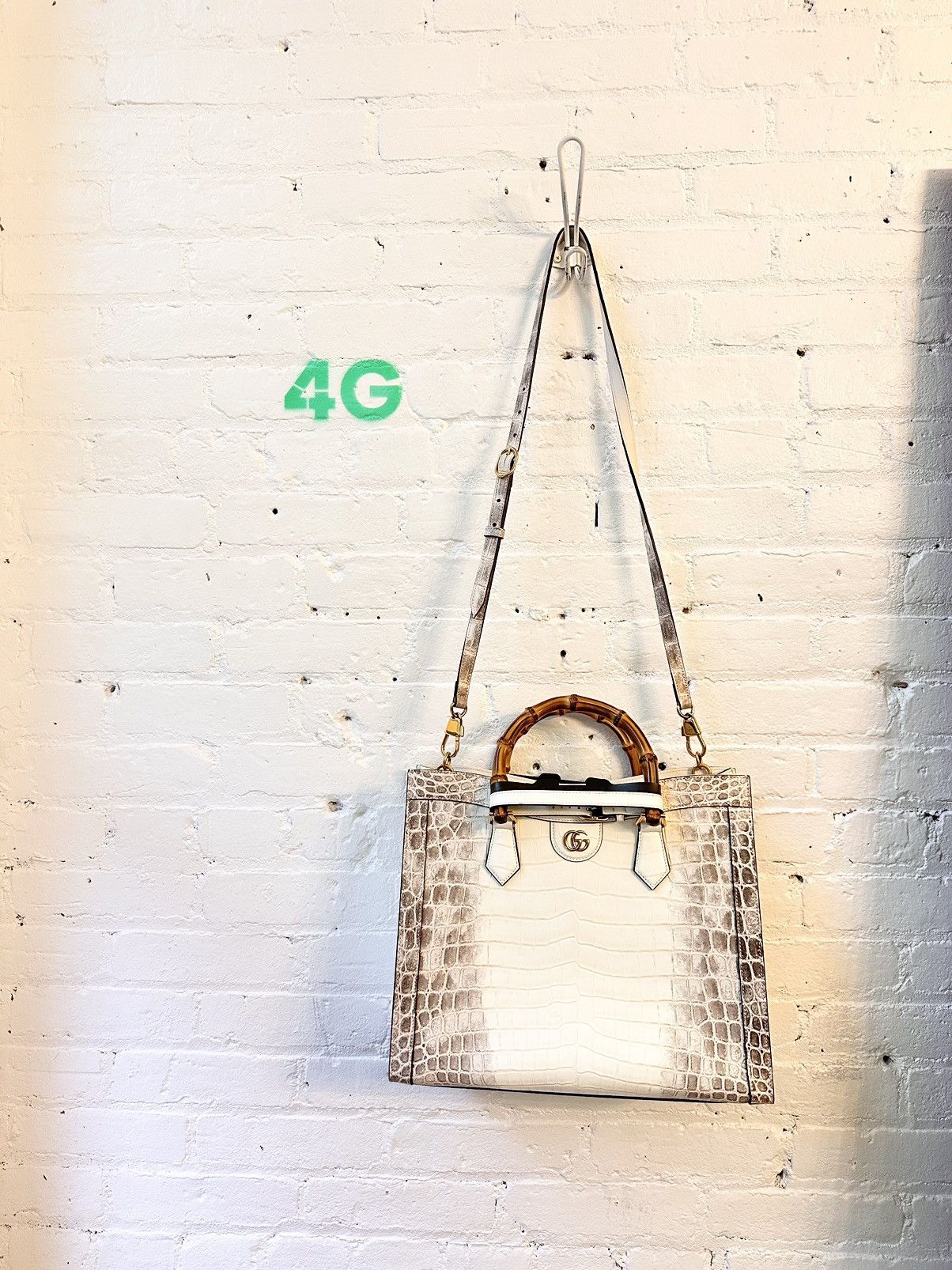 Gucci GUCCI DIANA HIMALAYAN CROCODILE BAG XL RARE Size ONE SIZE - 3 Thumbnail