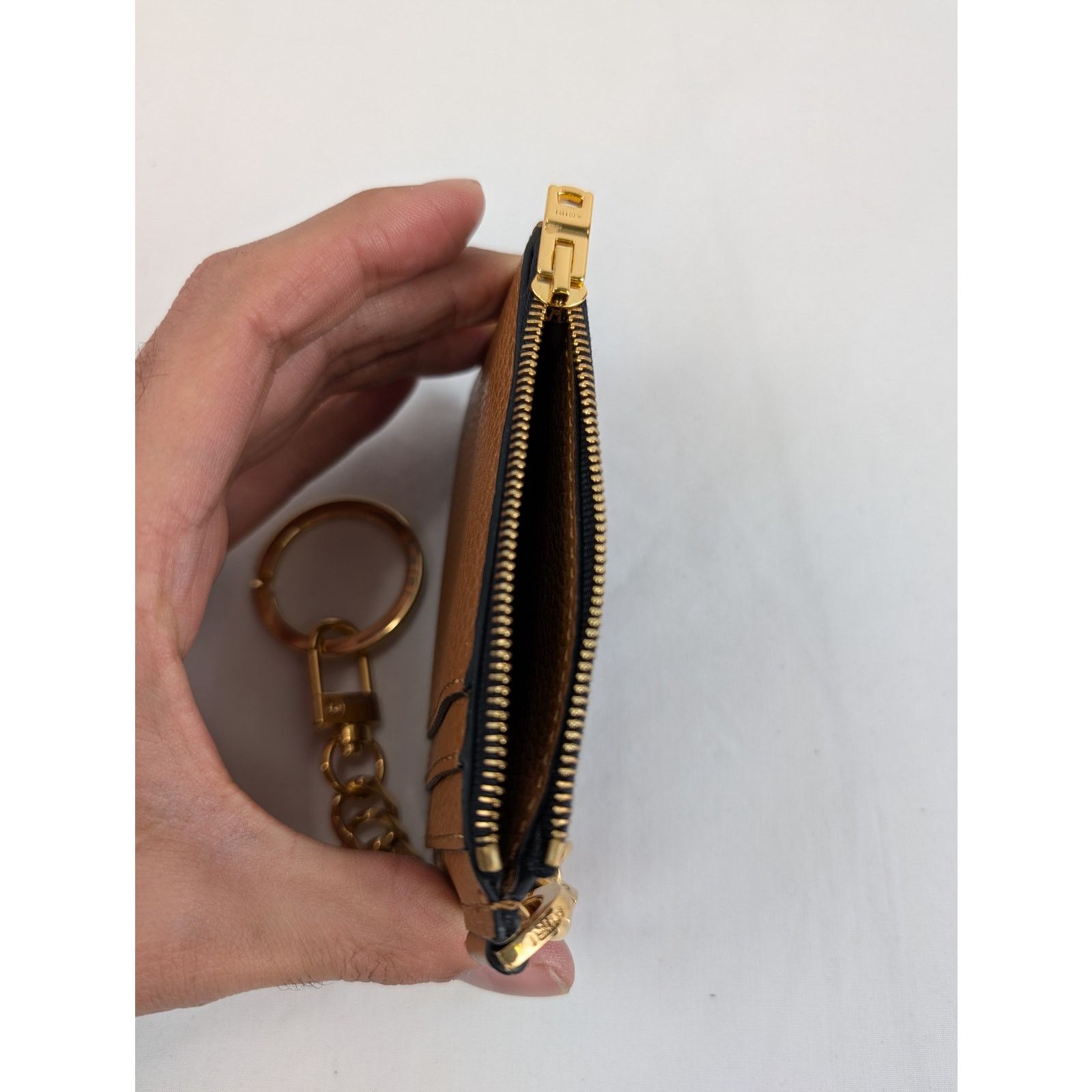 Amiri o1rshd1 Size: OS / Pebbled W/ Logo Chain Wallet in Brown Size ONE SIZE - 7 Thumbnail