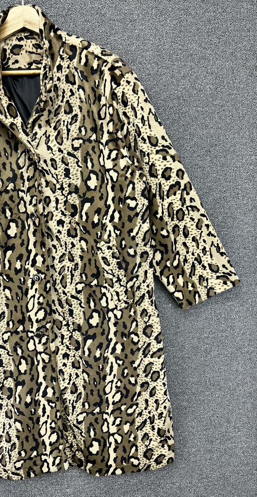 Japanese Brand Vintage Japanese Leopard Skin Style Long Jacket Size XL / US 12-14 / IT 48-50 - 4 Thumbnail