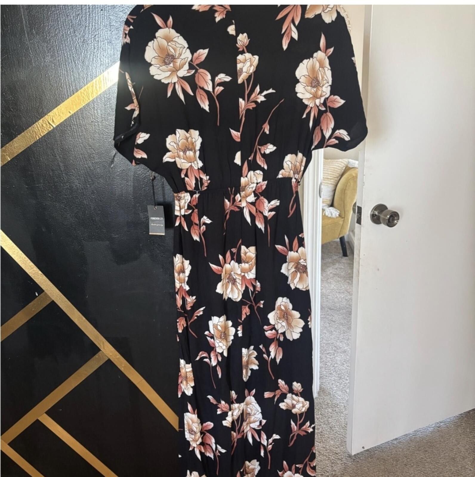 Forever 21 Forever 21 Floral Dress Size M / US 6-8 / IT 42-44 - 6 Thumbnail
