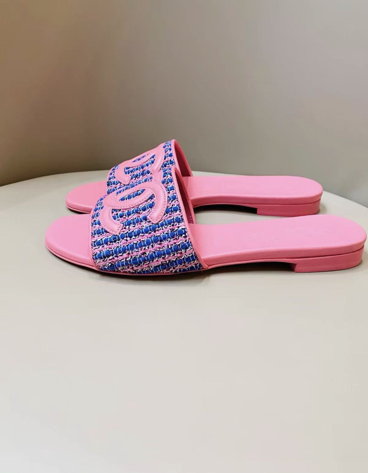 Chanel Chanel Tweed Flat Slides J33 Size US 5 / IT 35 - 2 Thumbnail