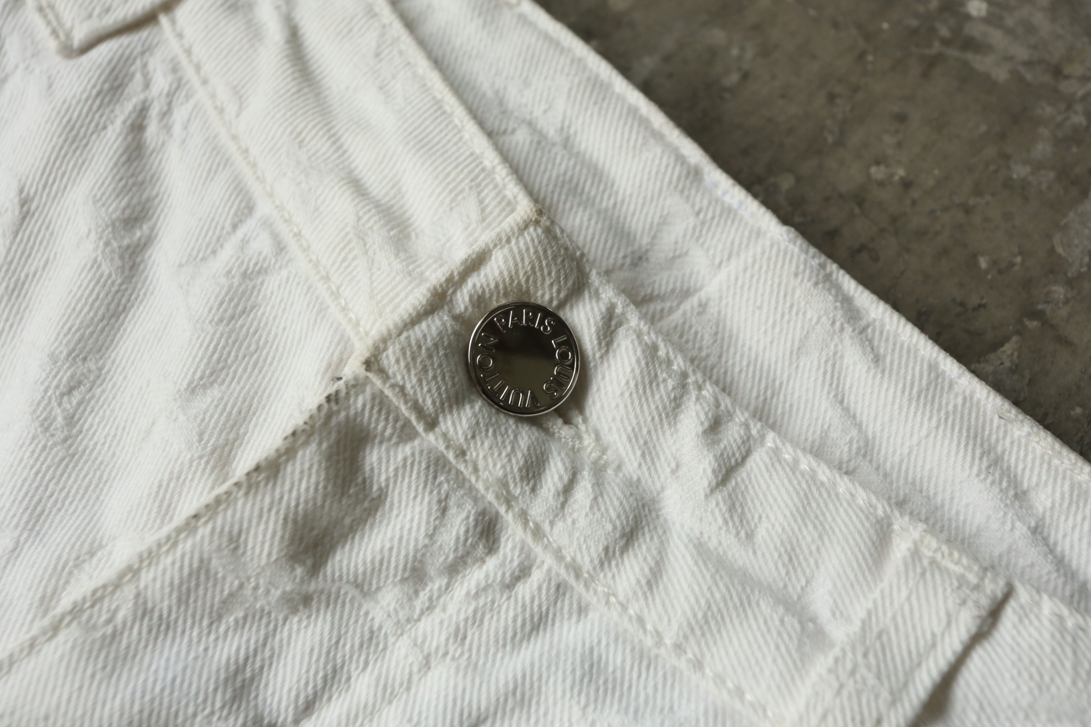 Louis Vuitton Louis Vuitton - Marc Jacobs - S/S 06 - Monogram Denim Jean Size US 30 / EU 46 - 9 Thumbnail