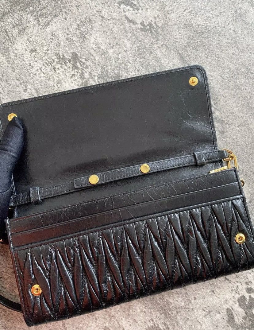 Miu Miu Matelasse wallet on chain Size ONE SIZE - 13 Thumbnail