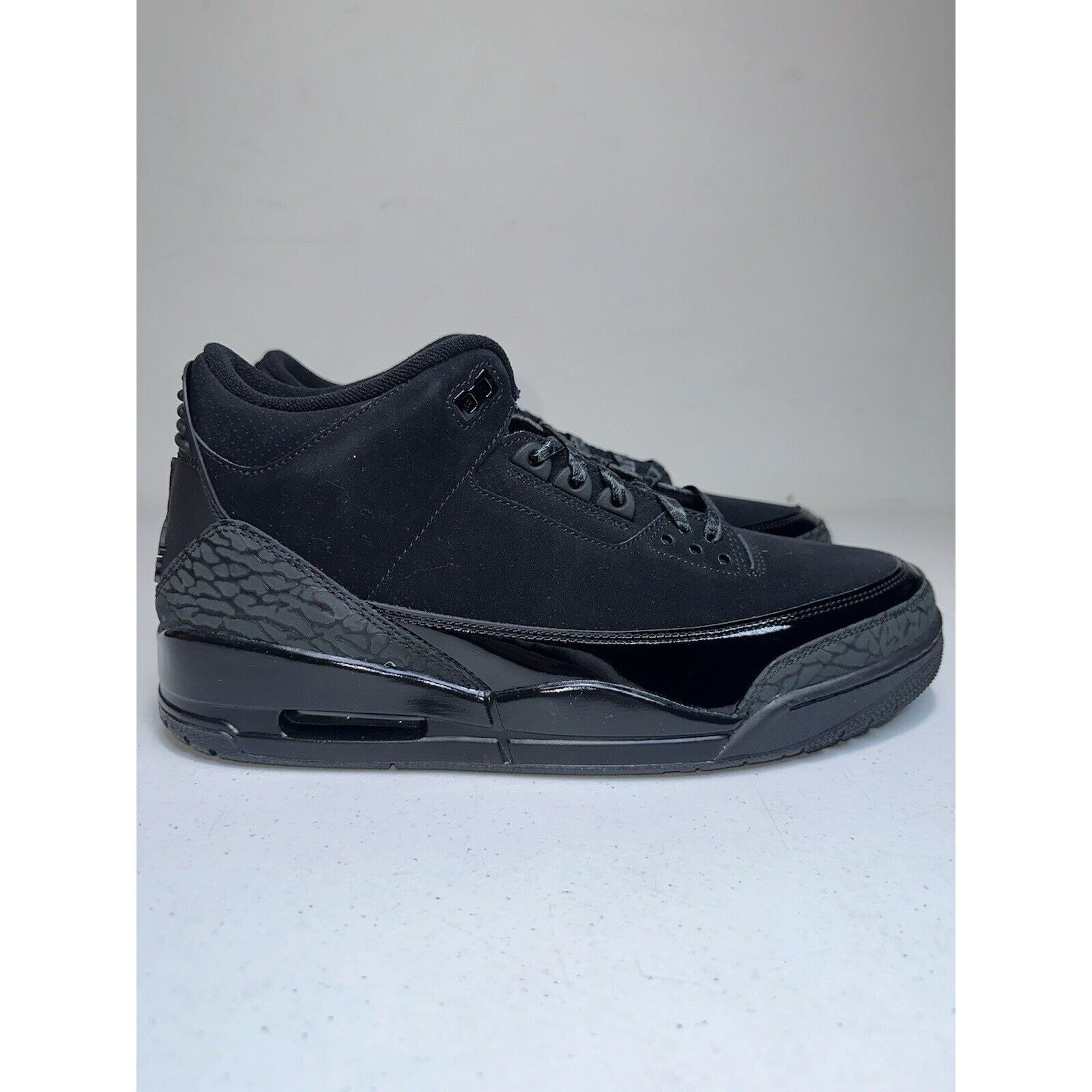 Nike Nike Air Jordan 3 Retro Black Cat DM0967-001 Size 5Y / W6.5 Size US 5 / EU 37 - 1 Thumbnail