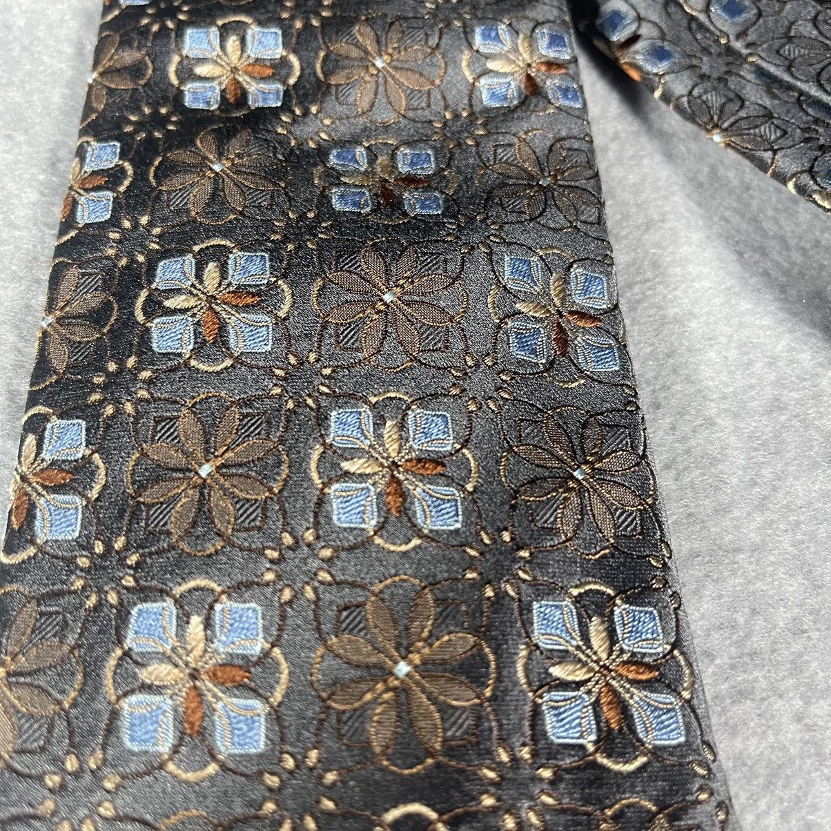 Ermenegildo Zegna Ermenegildo Zegna Silk Men’s Tie in Brown With Flower Prints Size ONE SIZE - 5 Thumbnail
